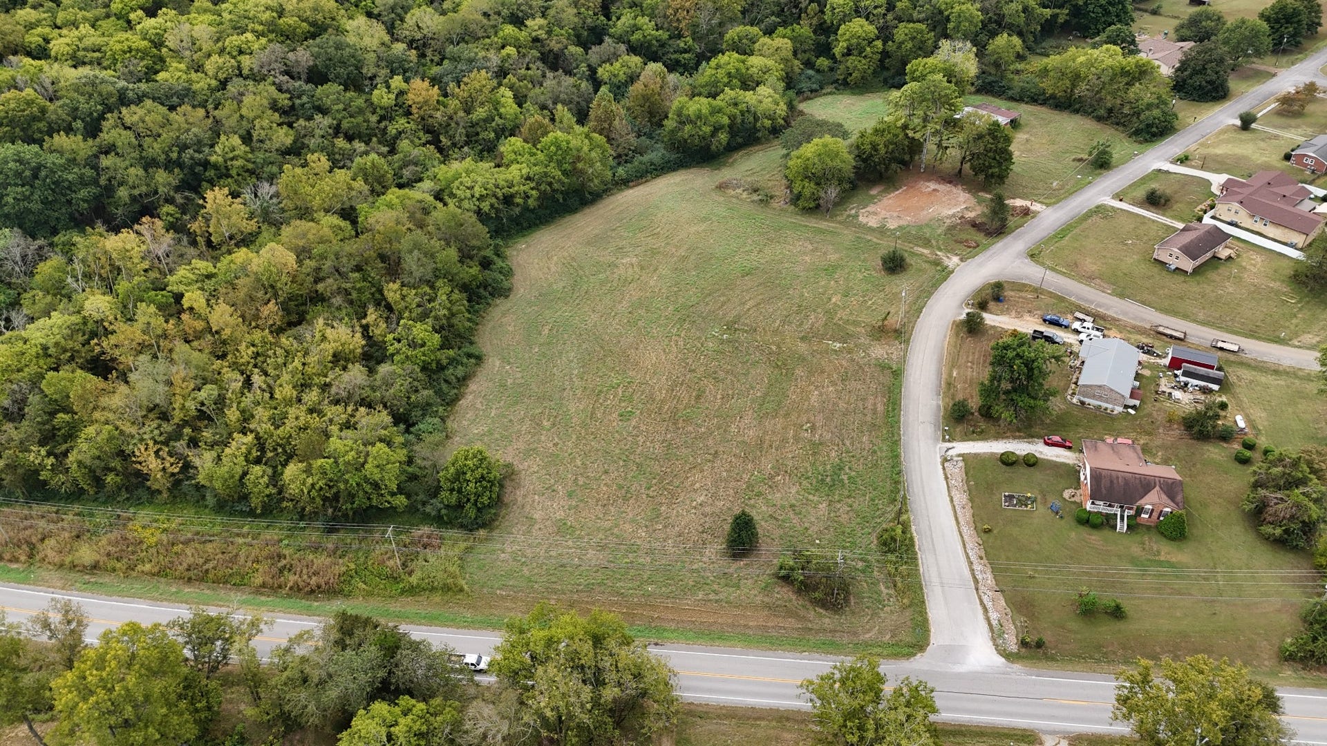 2403 Steve Dr, Columbia, TN 38401 2403 Steve Dr, Columbia, TN 38401