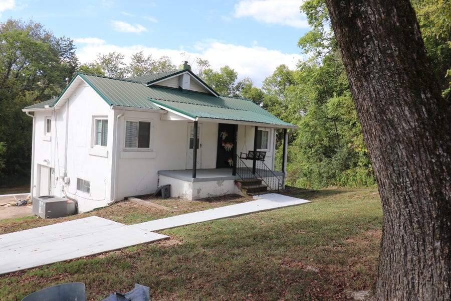 Property photo for 8294 Lawrenceburg Hwy, Mount Pleasant, TN