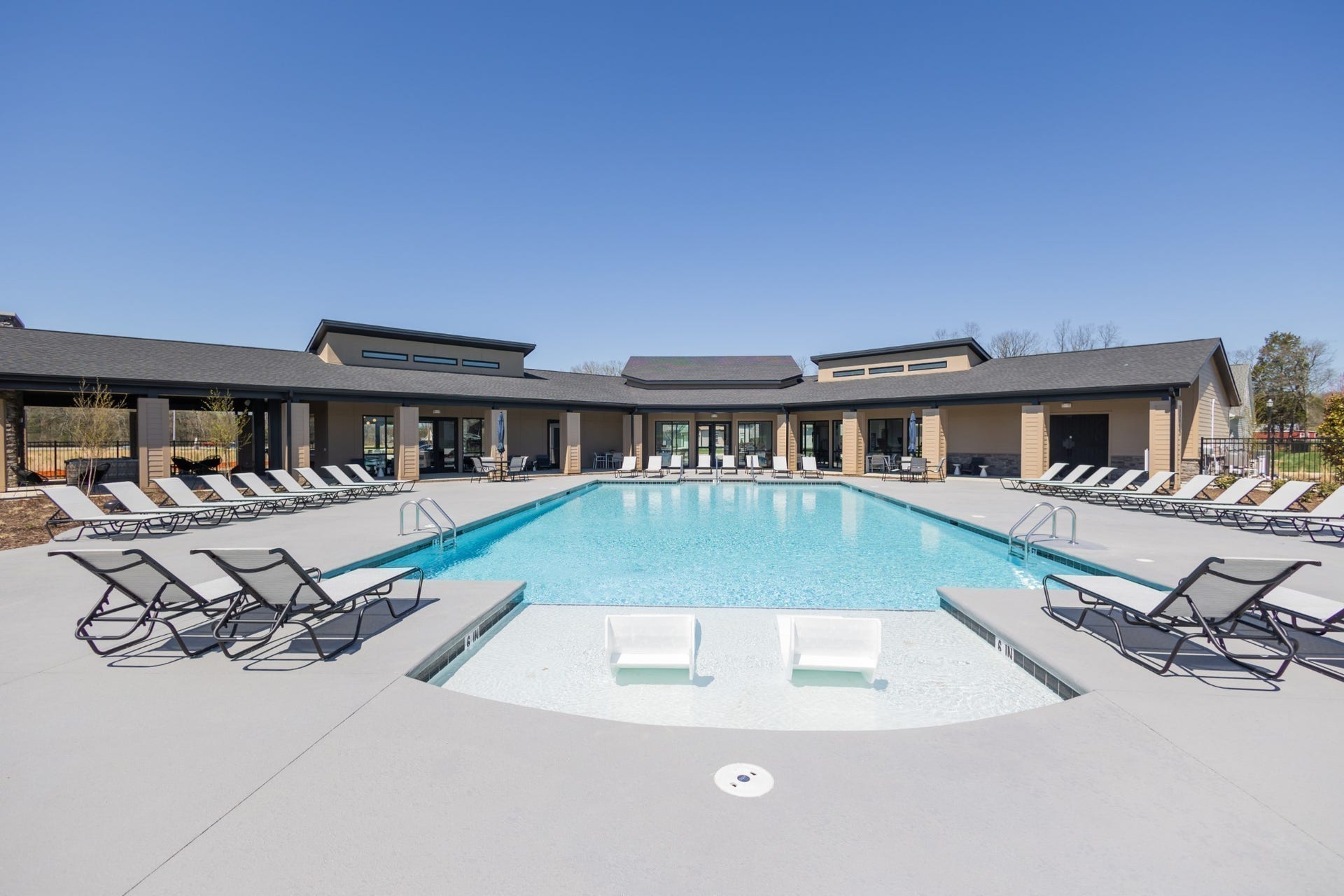 111 West Casa Way, Mount Juliet, TN 37122 Resort-style pool located in community!