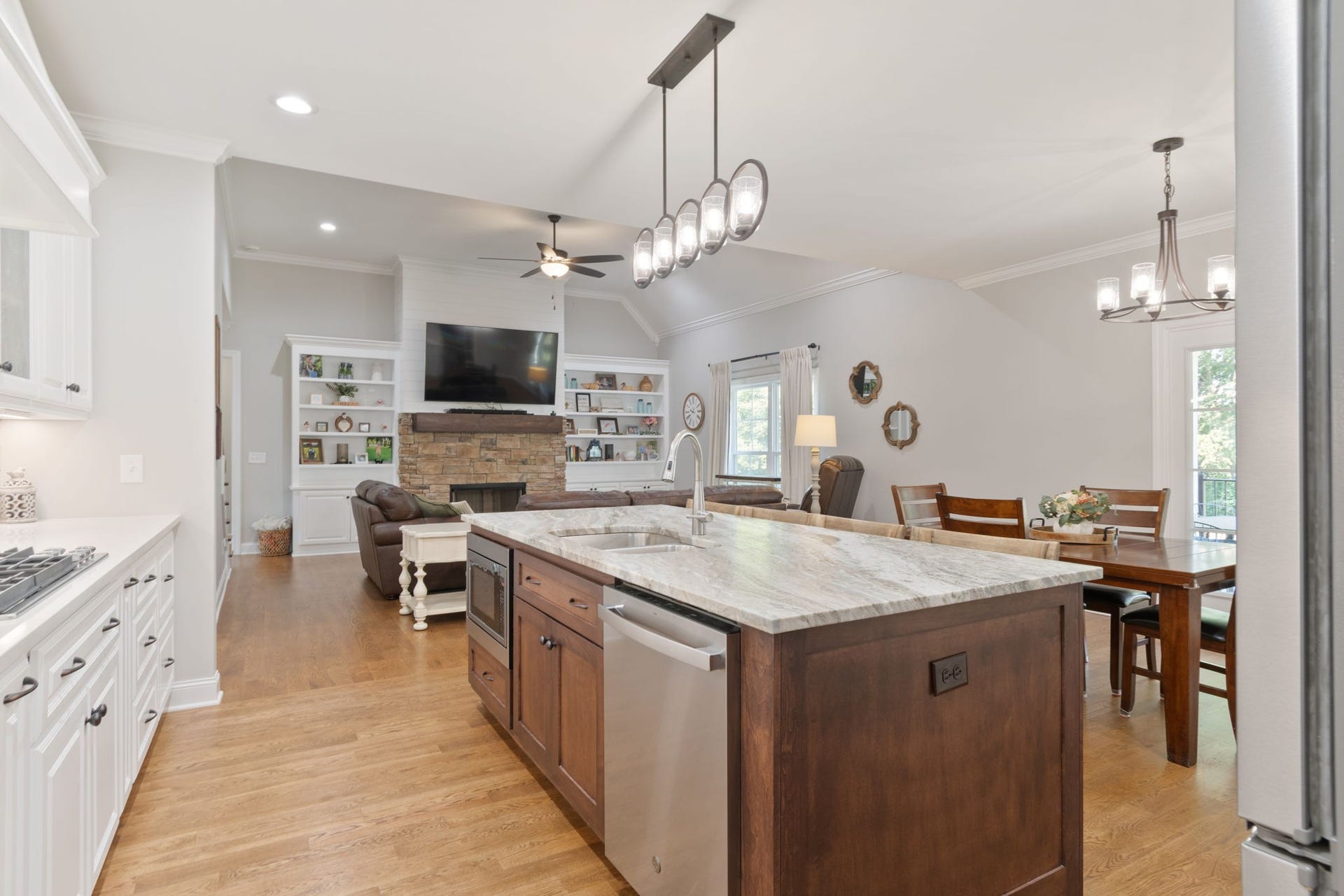 8011 Traditions Lane, Columbia, TN 38401