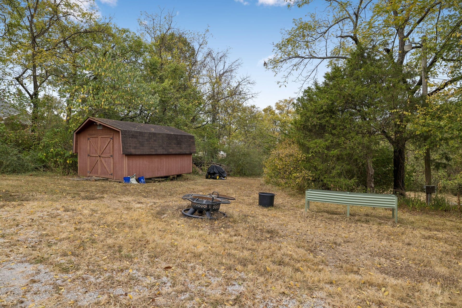 1687 Columbia Rock Rd, Columbia, TN 38401 1687 Columbia Rock Rd, Columbia, TN 38401