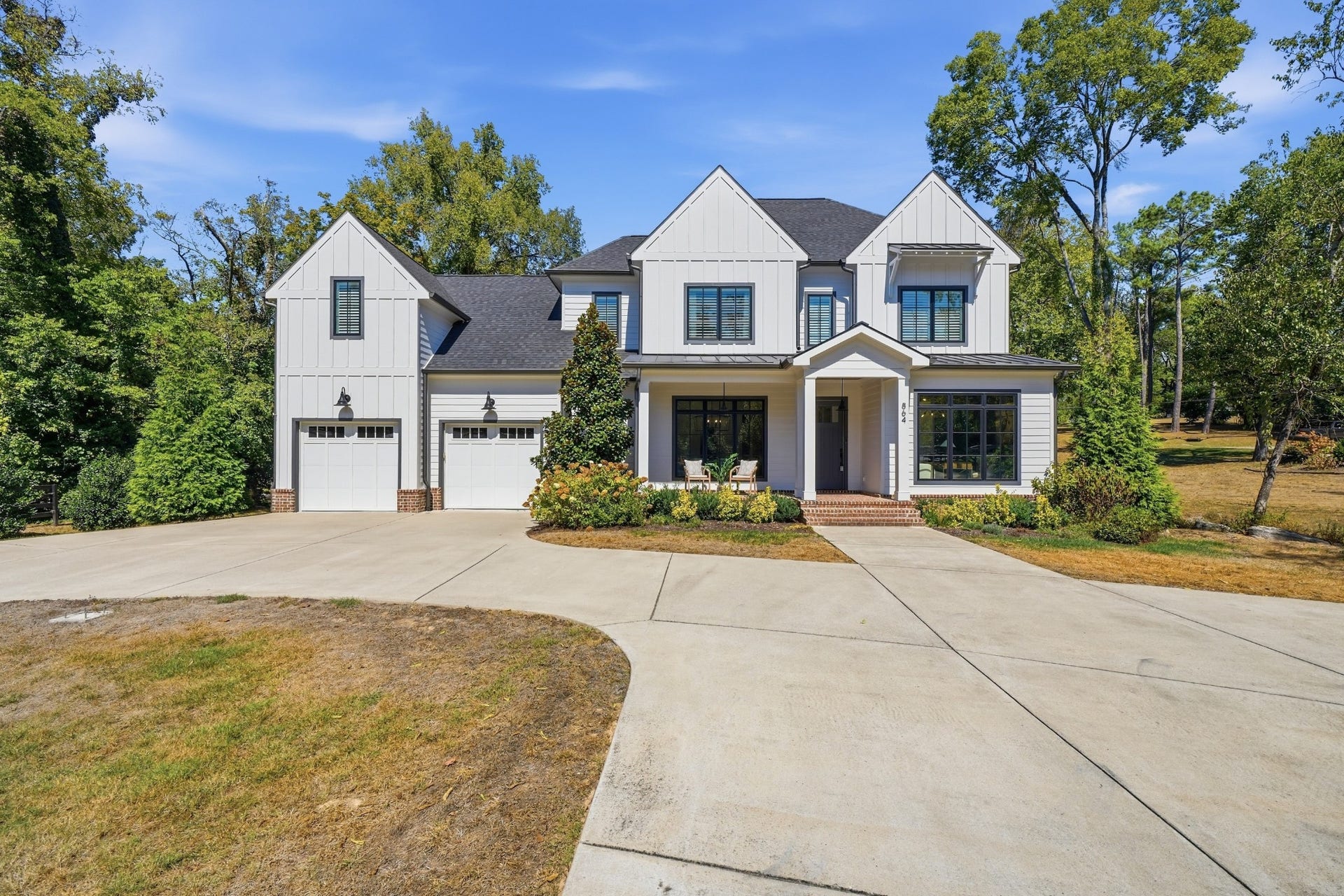 864 Battery Ln, Nashville, TN 37220 864 Battery Ln, Nashville, TN 37220