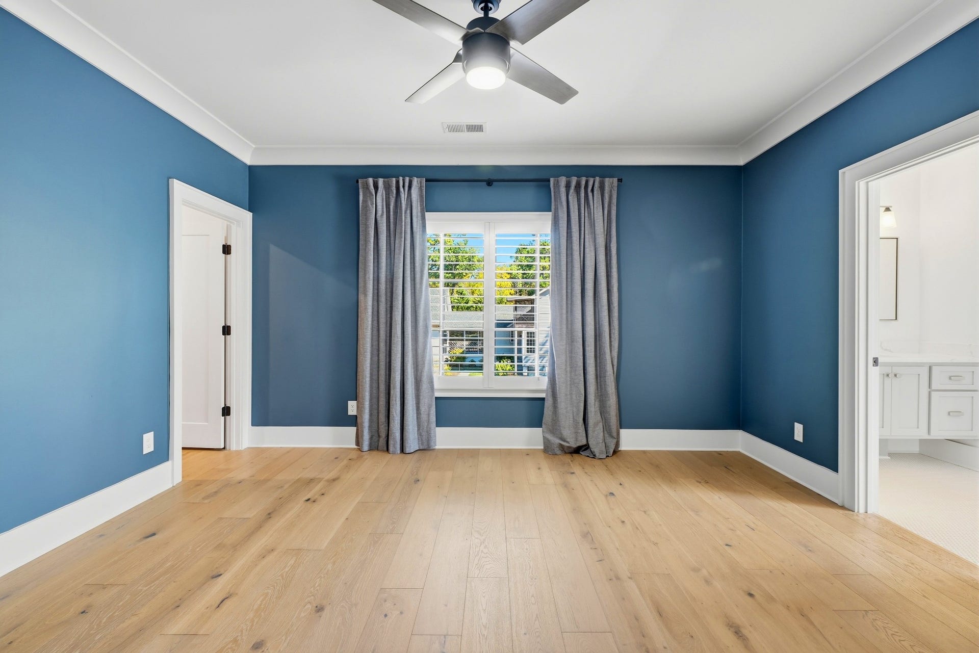 864 Battery Ln, Nashville, TN 37220 864 Battery Ln, Nashville, TN 37220