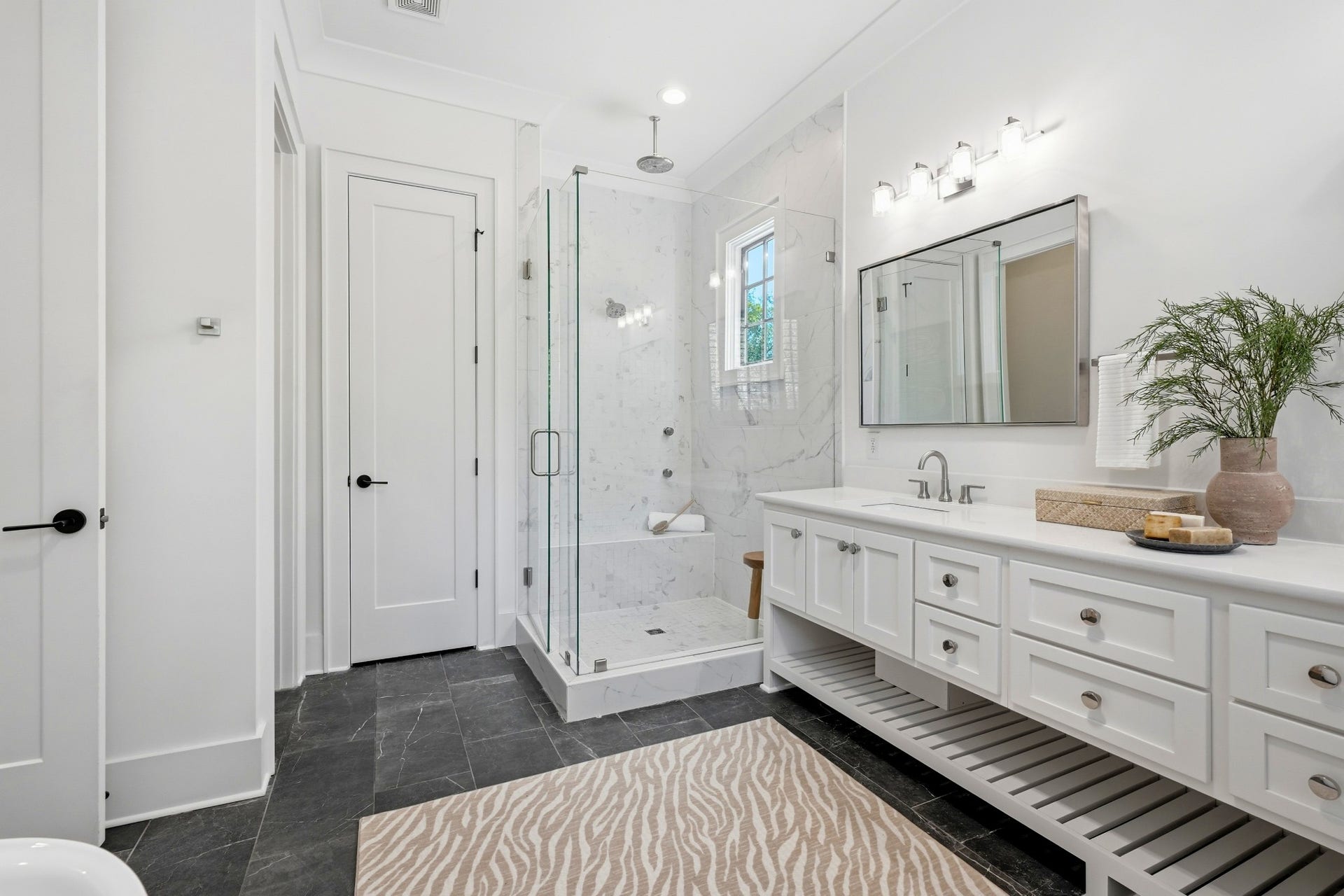 864 Battery Ln, Nashville, TN 37220 864 Battery Ln, Nashville, TN 37220
