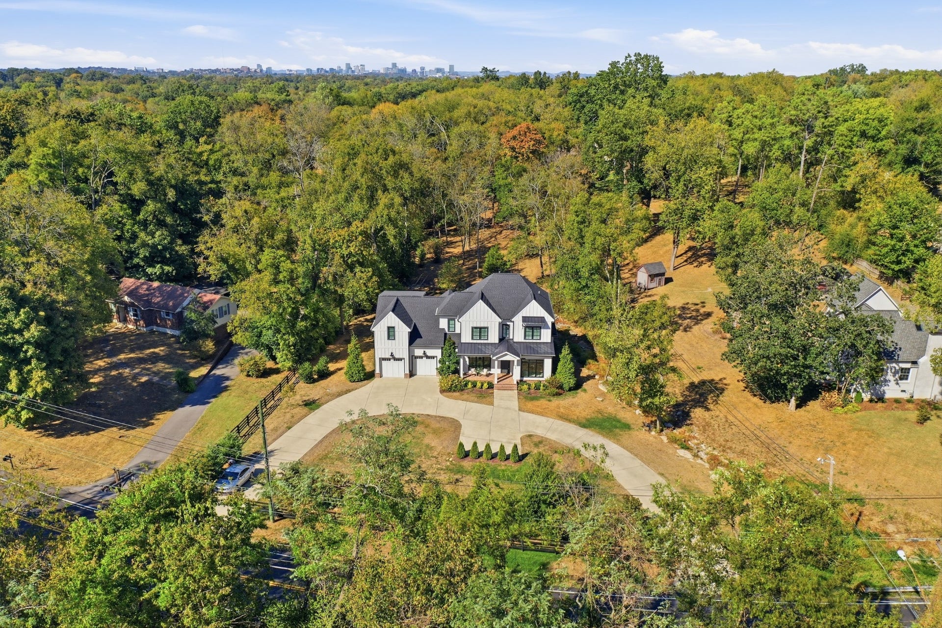 864 Battery Ln, Nashville, TN 37220 864 Battery Ln, Nashville, TN 37220