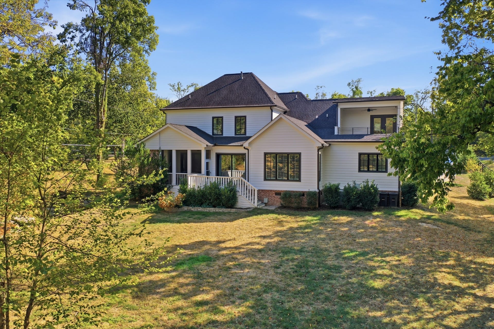 864 Battery Ln, Nashville, TN 37220 864 Battery Ln, Nashville, TN 37220