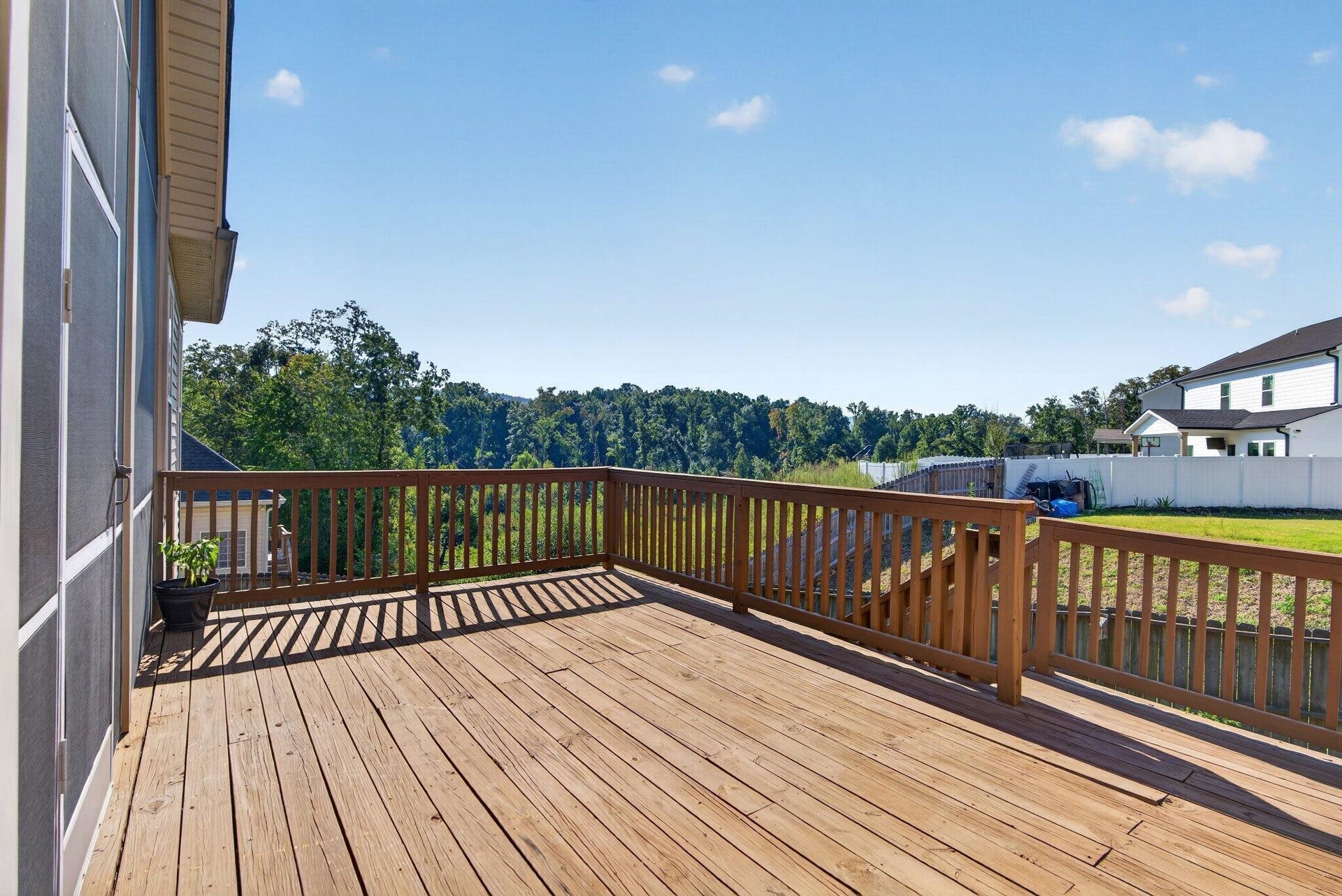 9647 Wiltshire Drive, Ooltewah, TN 37363 9647 Wiltshire Drive, Ooltewah, TN 37363