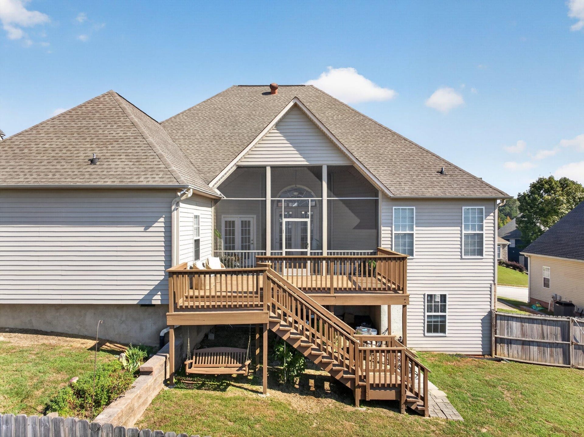 9647 Wiltshire Drive, Ooltewah, TN 37363 9647 Wiltshire Drive, Ooltewah, TN 37363