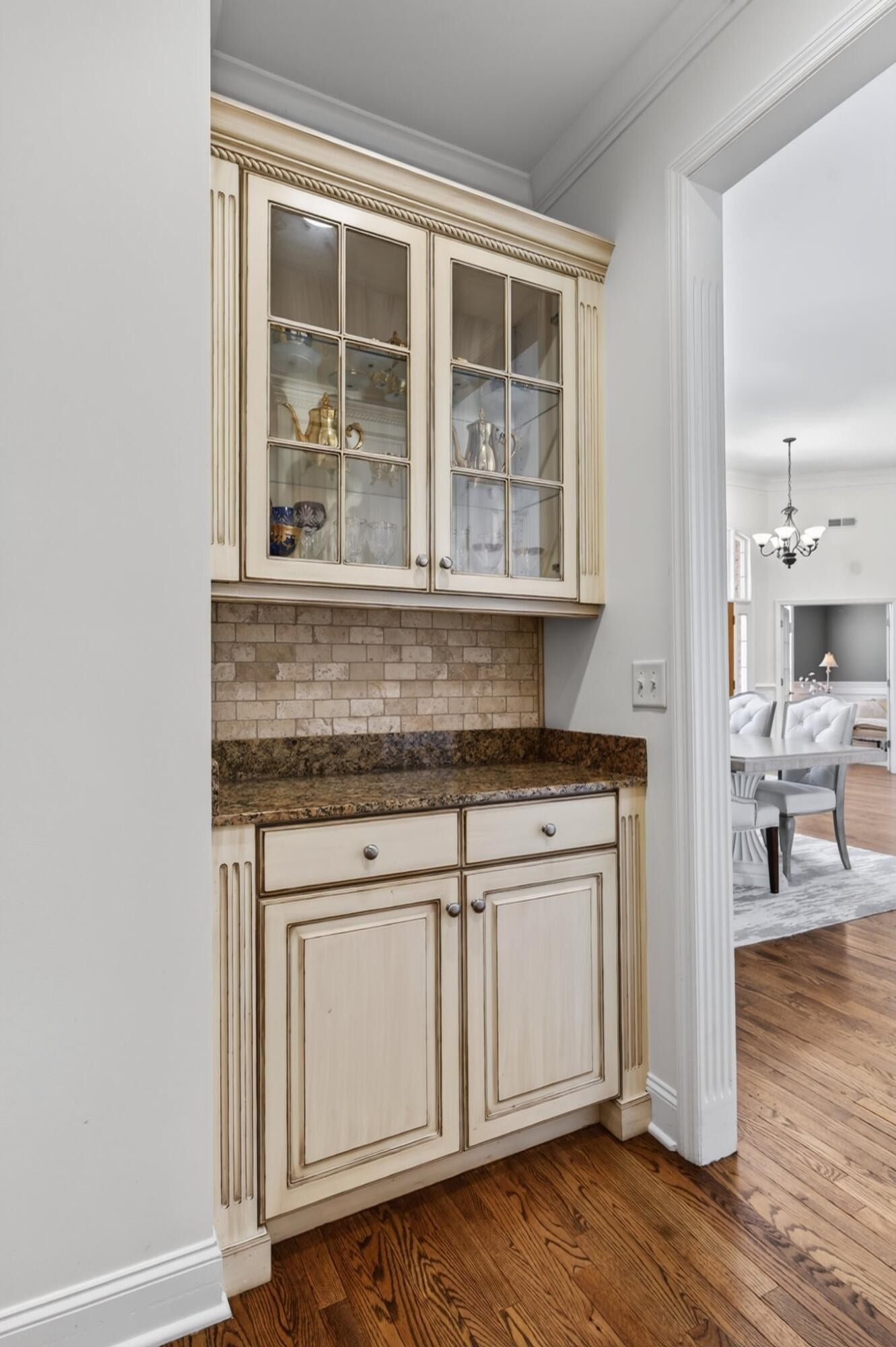 9647 Wiltshire Drive, Ooltewah, TN 37363 9647 Wiltshire Drive, Ooltewah, TN 37363