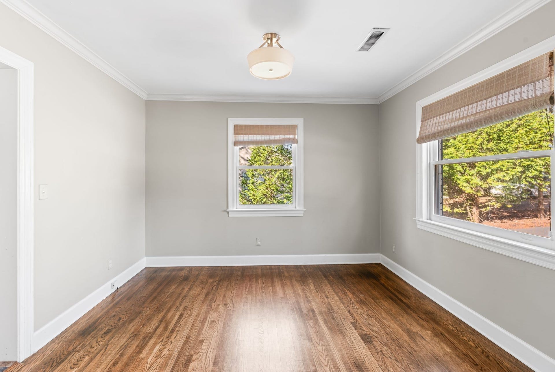 843 Summerly Dr, Nashville, TN 37209 843 Summerly Dr, Nashville, TN 37209