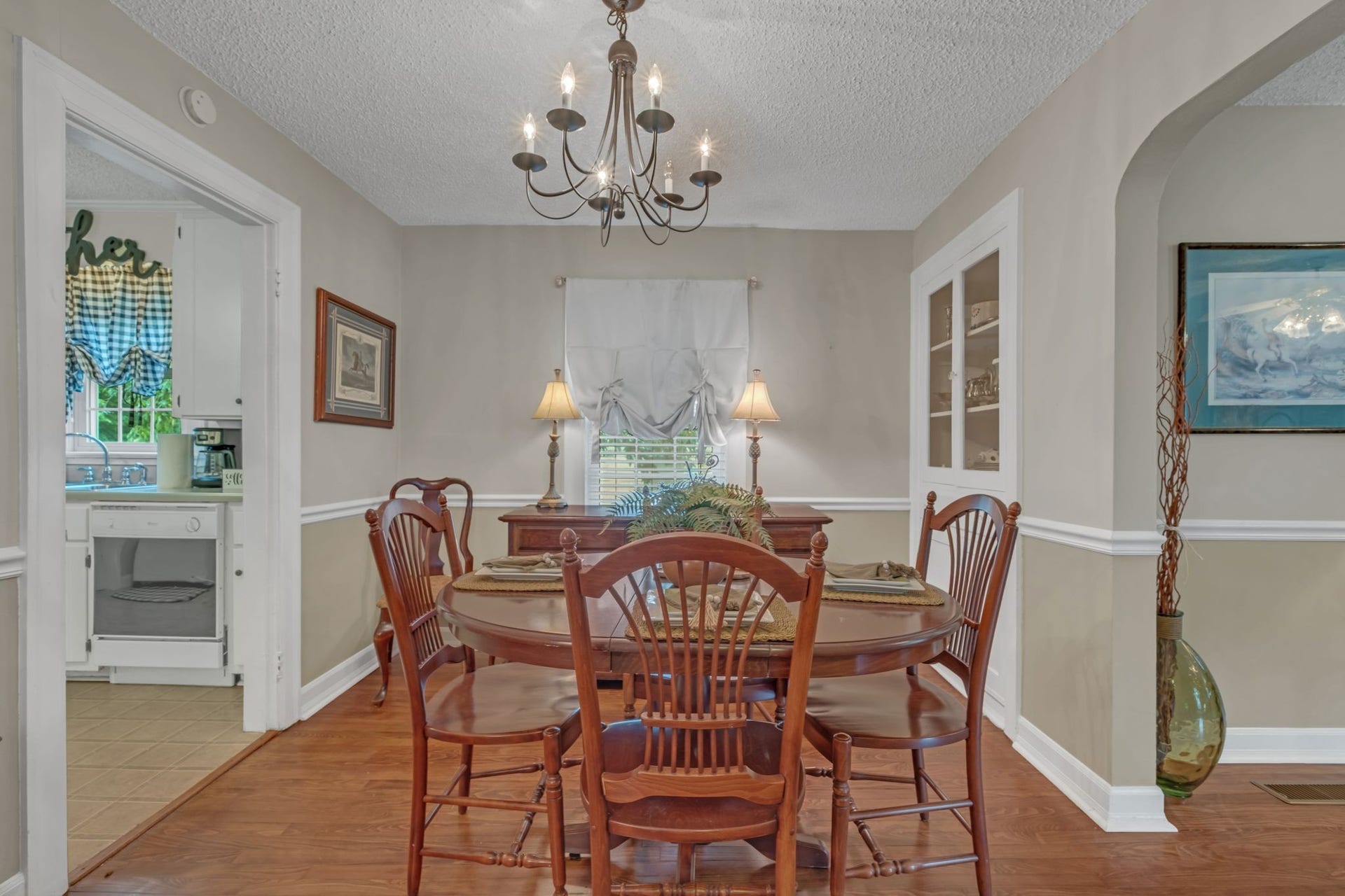 262 N Willomont Ave, Gallatin, TN 37066 262 N Willomont Ave, Gallatin, TN 37066