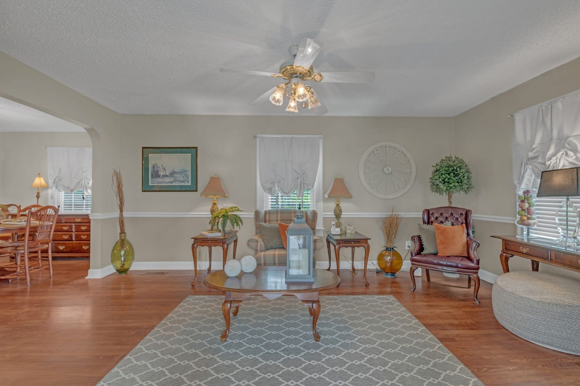 262 N Willomont Ave, Gallatin, TN 37066 262 N Willomont Ave, Gallatin, TN 37066