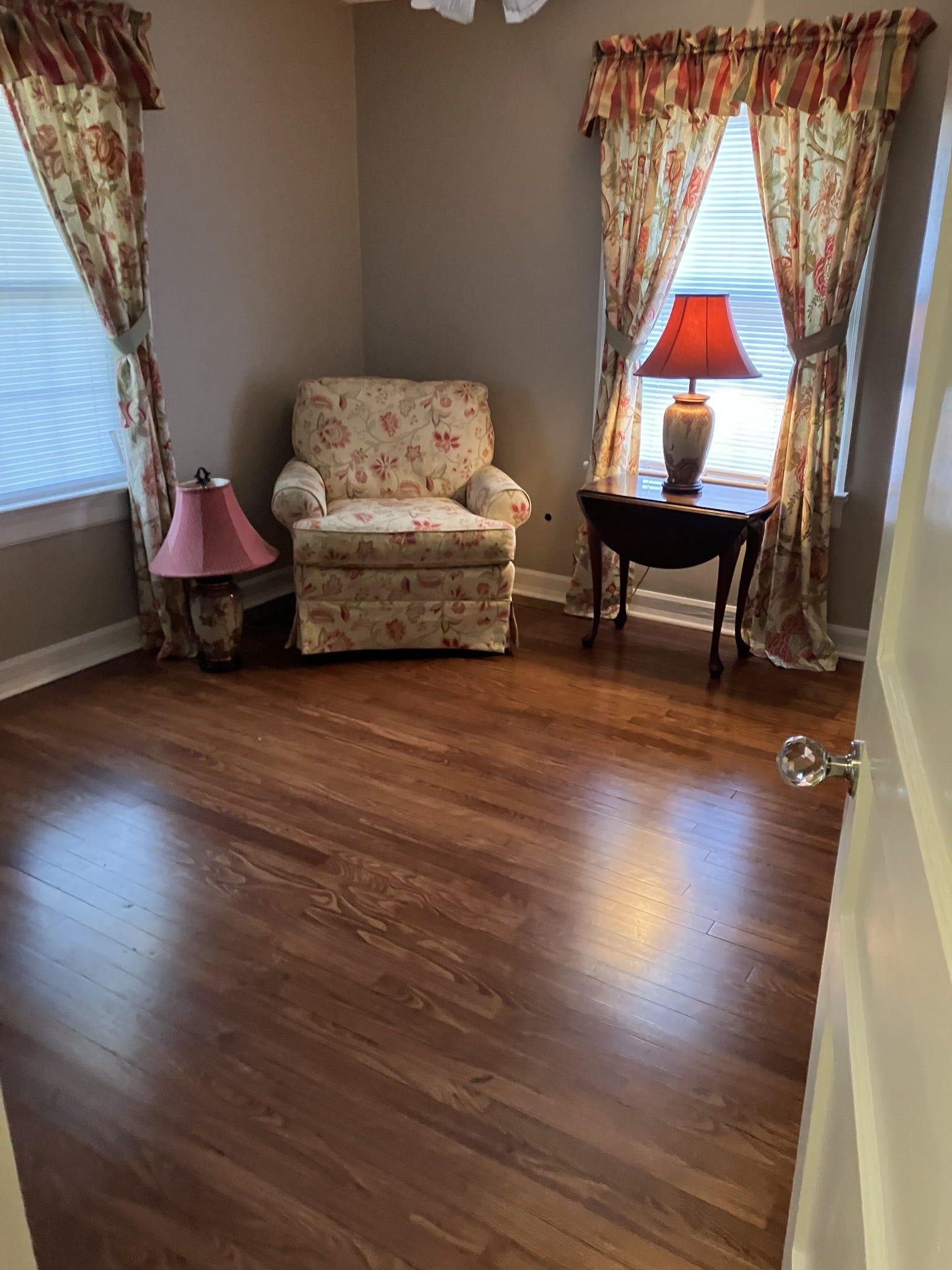 262 N Willomont Ave, Gallatin, TN 37066 262 N Willomont Ave, Gallatin, TN 37066