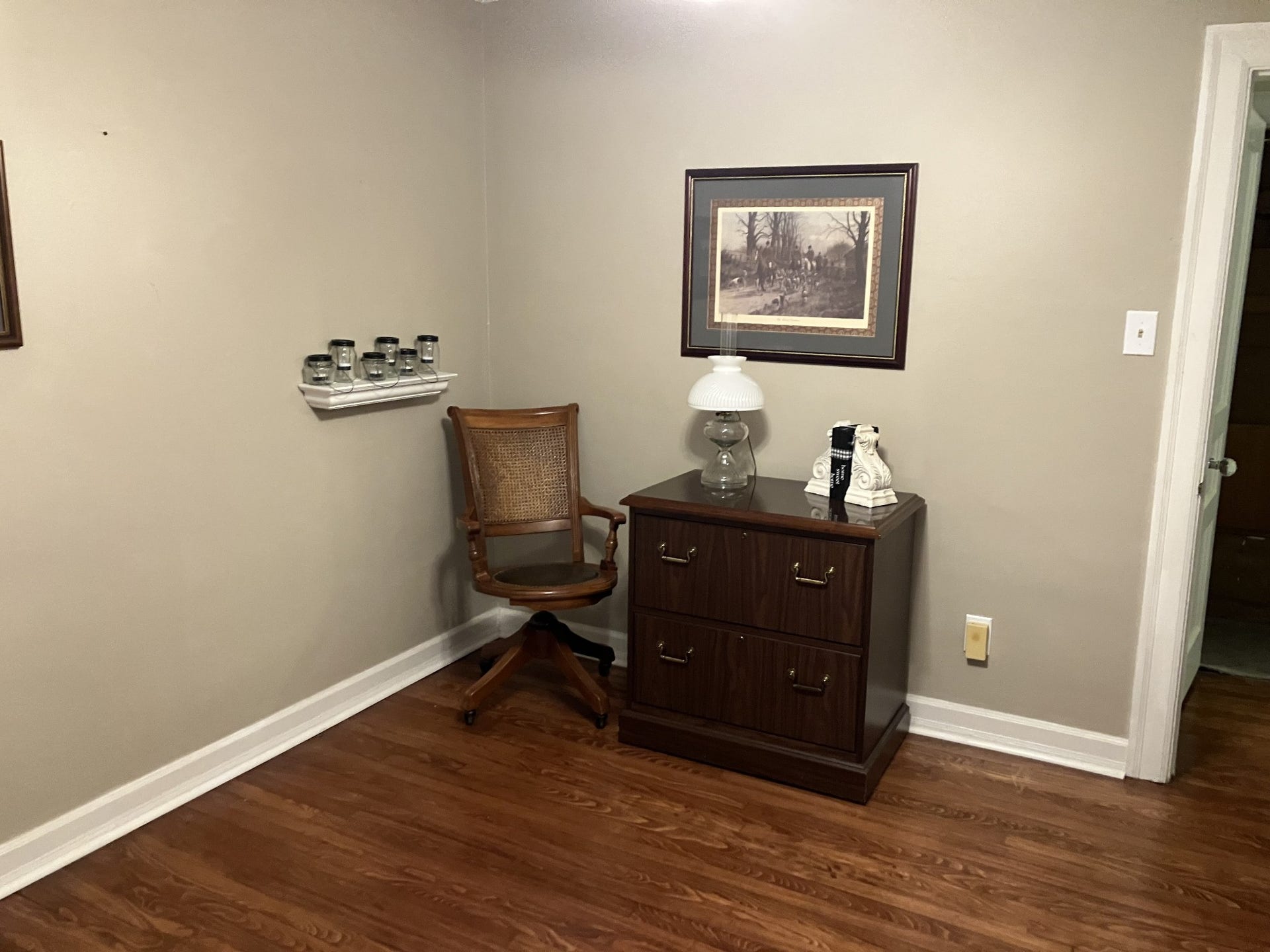 262 N Willomont Ave, Gallatin, TN 37066 262 N Willomont Ave, Gallatin, TN 37066