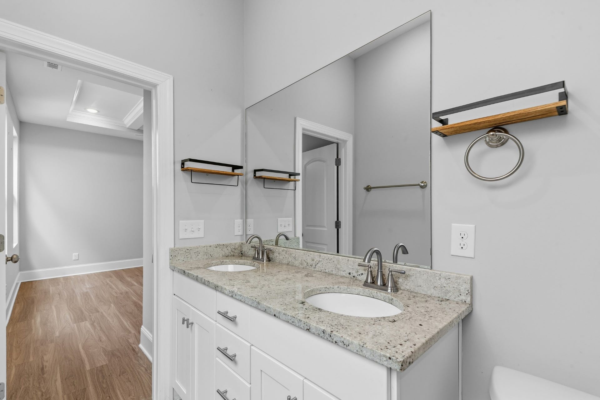 128 Bellagio Villas Dr, Spring Hill, TN 37174 128 Bellagio Villas Dr, Spring Hill, TN 37174