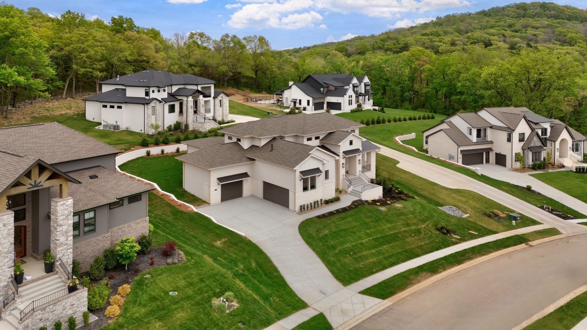 6066 Lookaway Cir, Franklin, TN 37067 6066 Lookaway Cir, Franklin, TN 37067