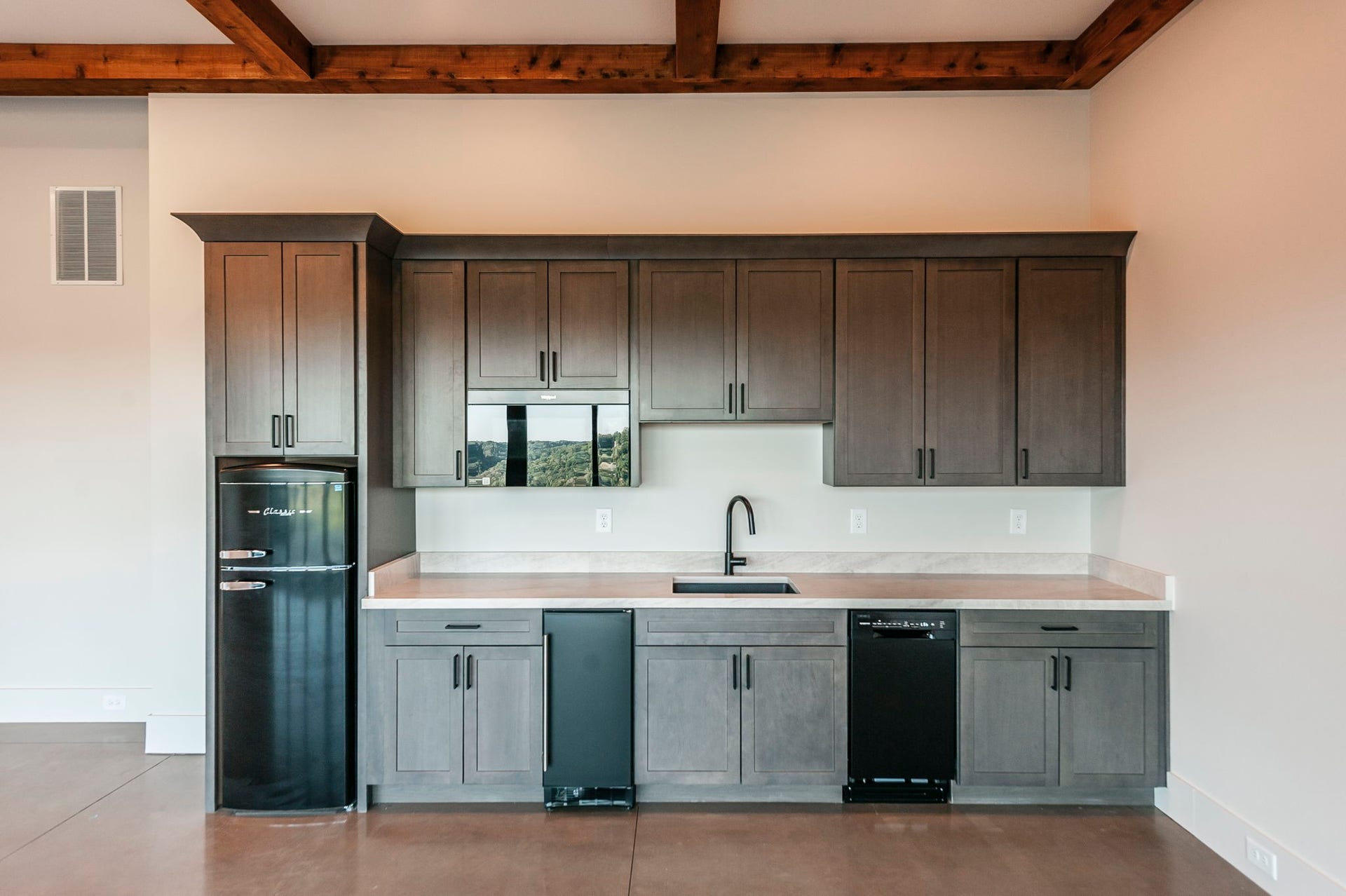 199 Deer Path Court, Smithville, TN 37166 199 Deer Path Court, Smithville, TN 37166