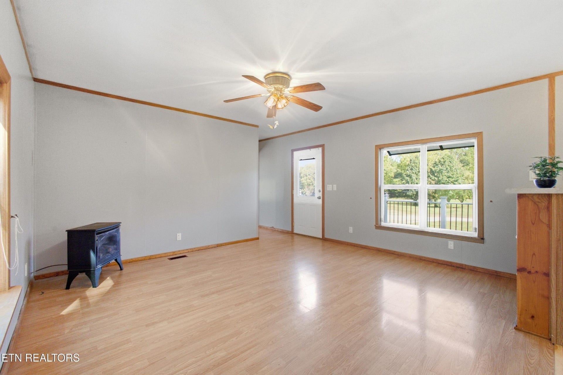 198 Crabtree Hollow Rd, Ten Mile, TN 37880 198 Crabtree Hollow Rd, Ten Mile, TN 37880
