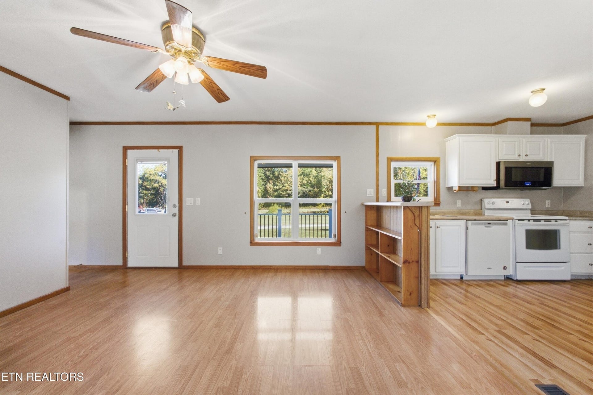 198 Crabtree Hollow Rd, Ten Mile, TN 37880 198 Crabtree Hollow Rd, Ten Mile, TN 37880