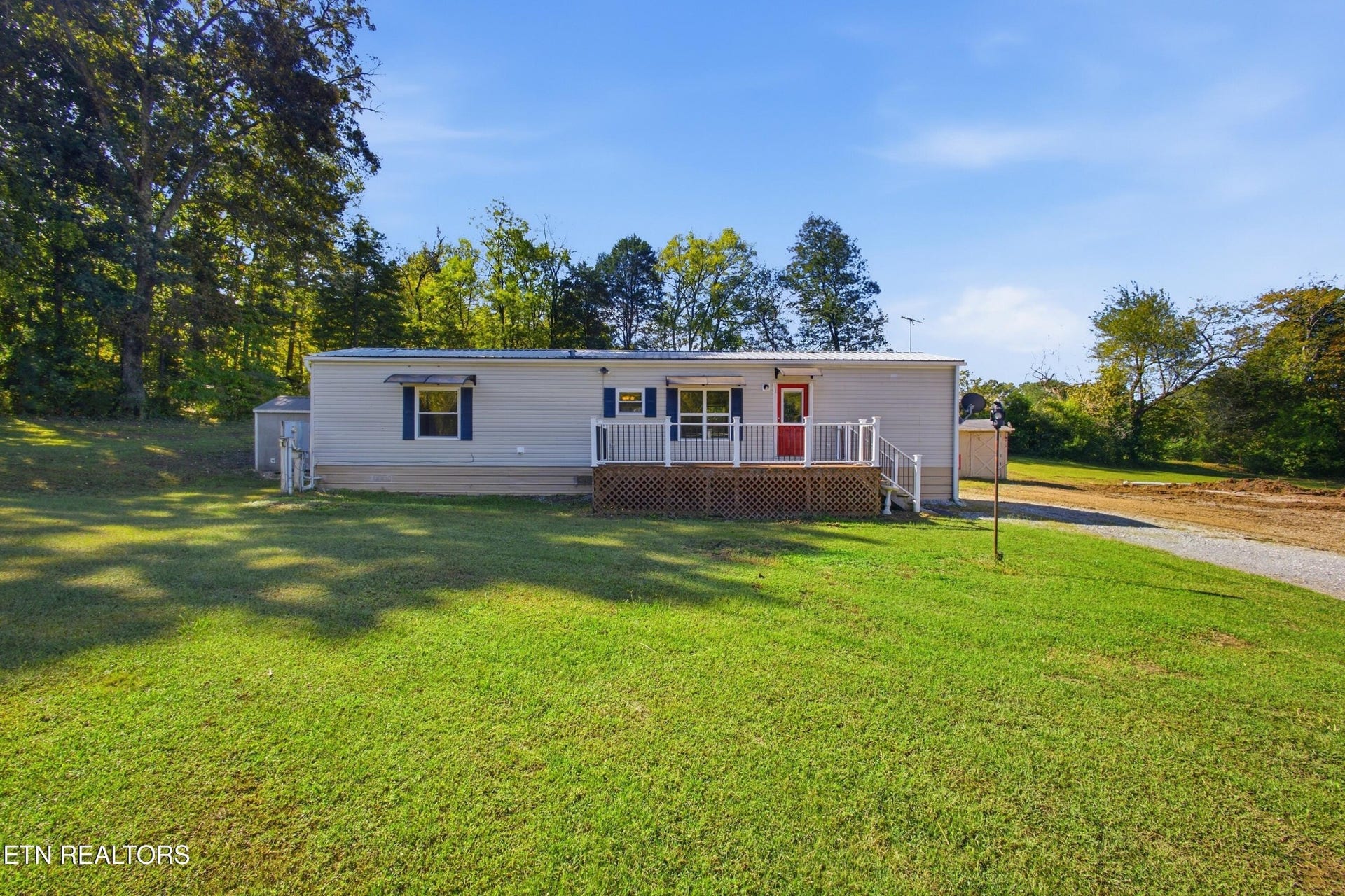 198 Crabtree Hollow Rd, Ten Mile, TN 37880 198 Crabtree Hollow Rd, Ten Mile, TN 37880