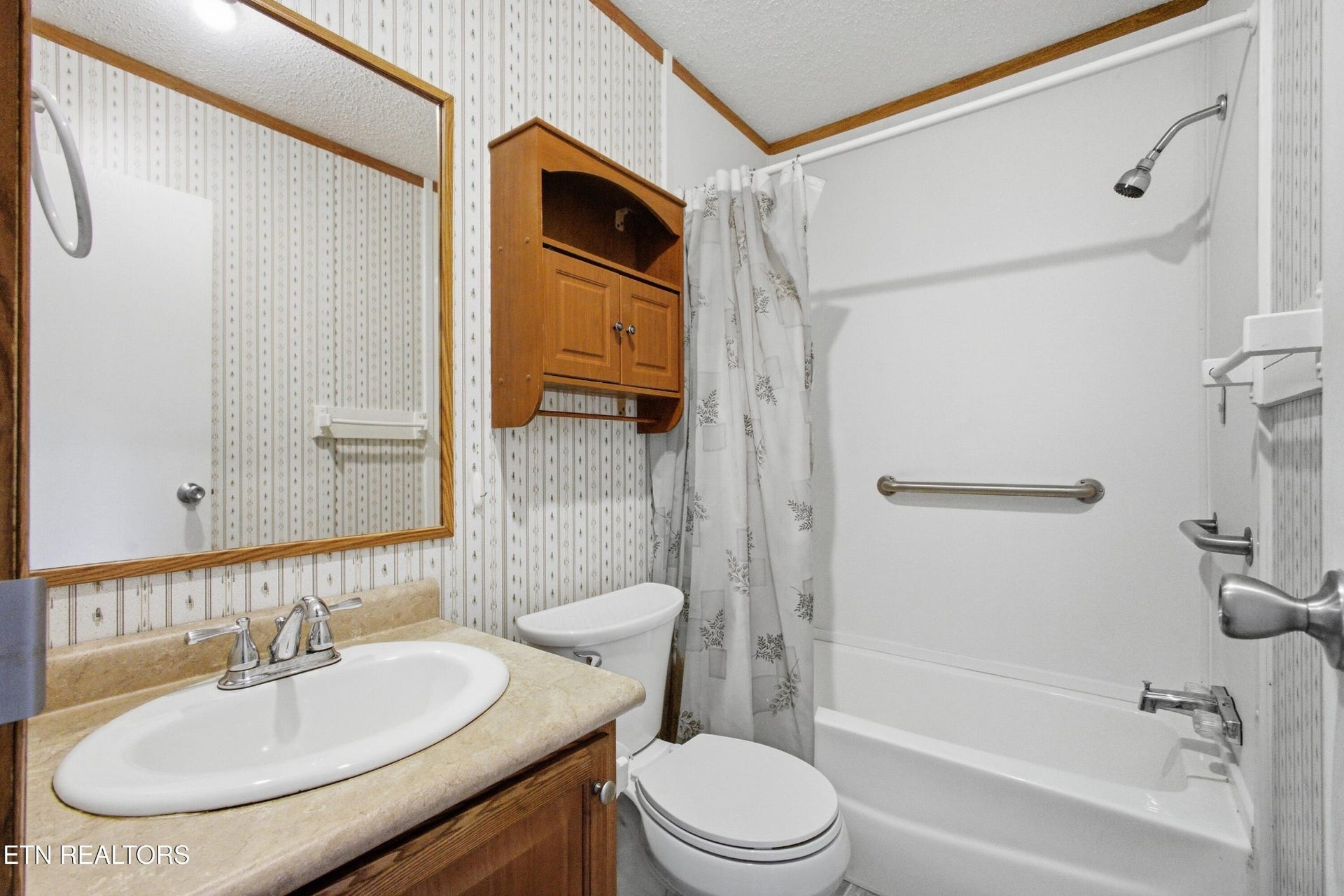 198 Crabtree Hollow Rd, Ten Mile, TN 37880 198 Crabtree Hollow Rd, Ten Mile, TN 37880