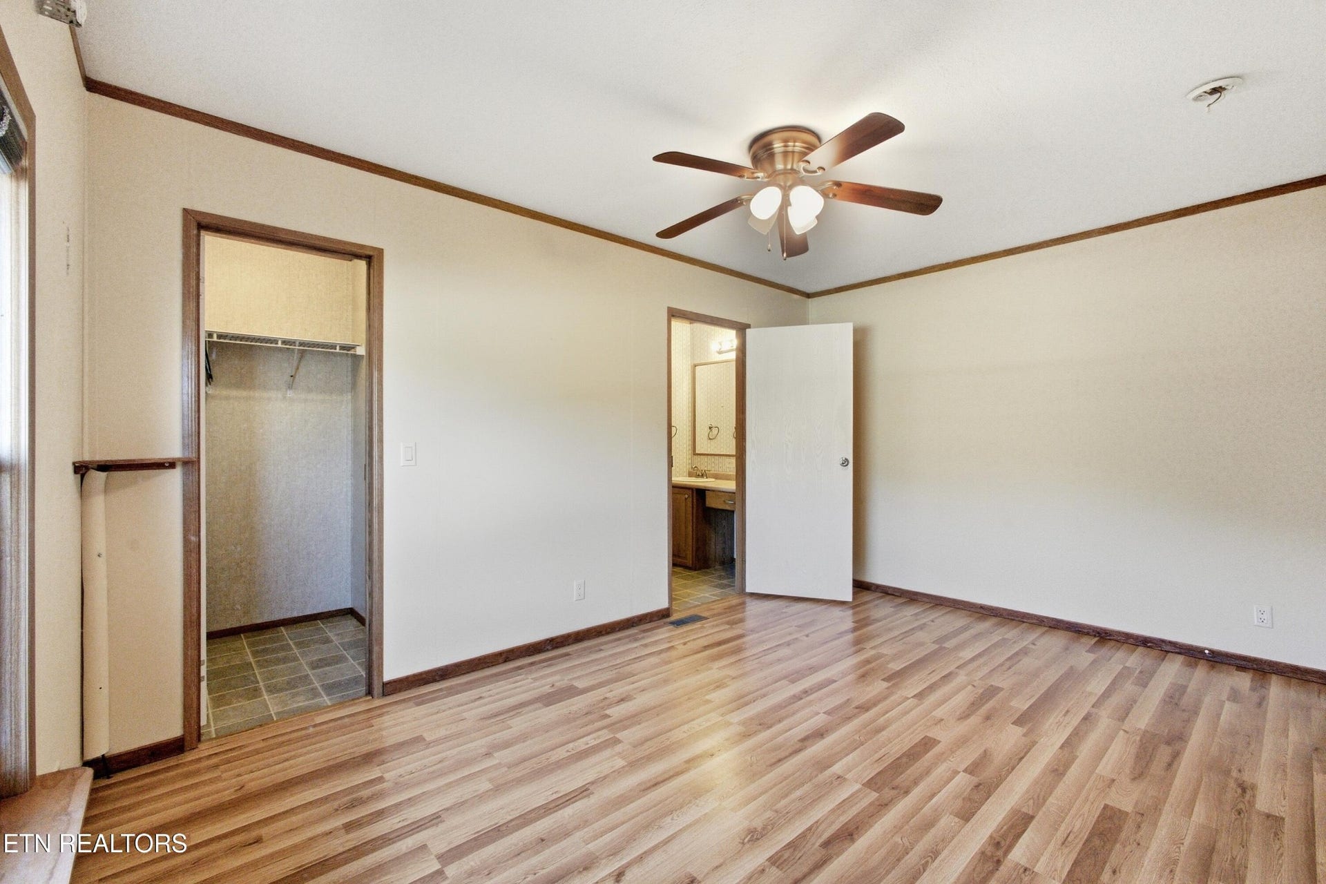 198 Crabtree Hollow Rd, Ten Mile, TN 37880 198 Crabtree Hollow Rd, Ten Mile, TN 37880