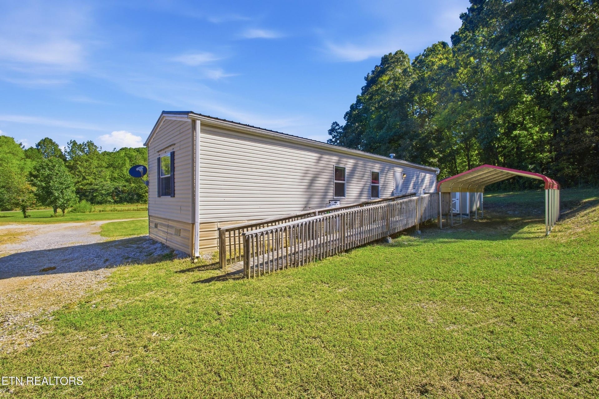198 Crabtree Hollow Rd, Ten Mile, TN 37880 198 Crabtree Hollow Rd, Ten Mile, TN 37880