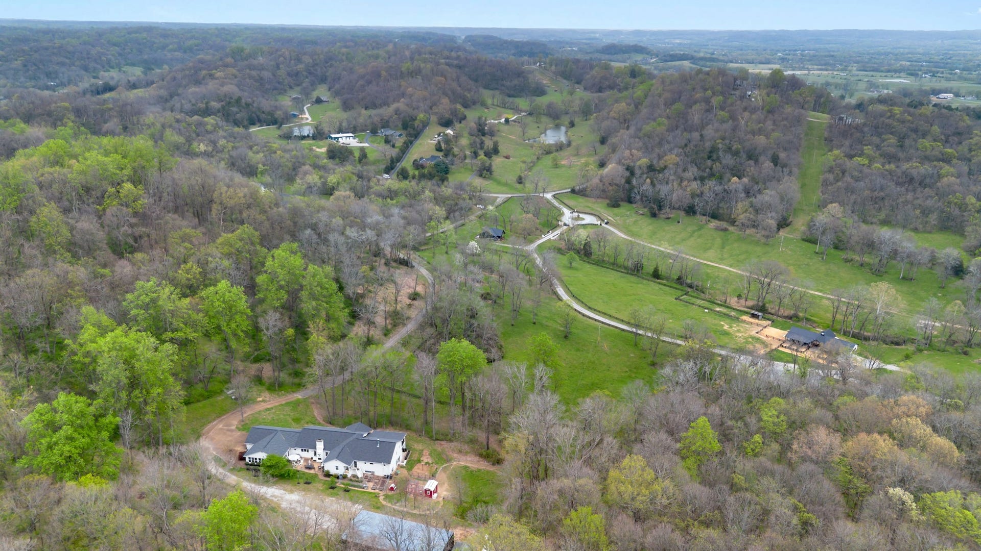 1395 Roy Sellers Rd, Columbia, TN 38401 1395 Roy Sellers Rd, Columbia, TN 38401