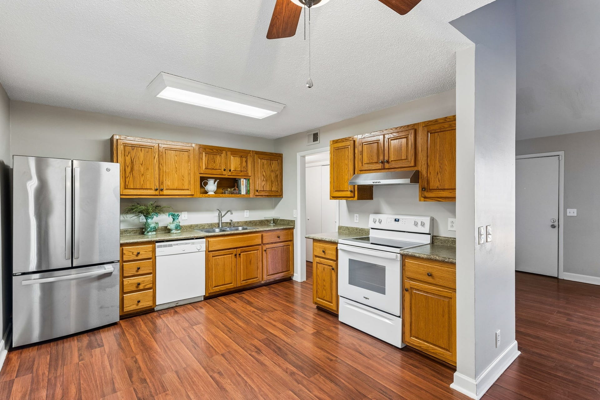 All the appliance will remain with the house.