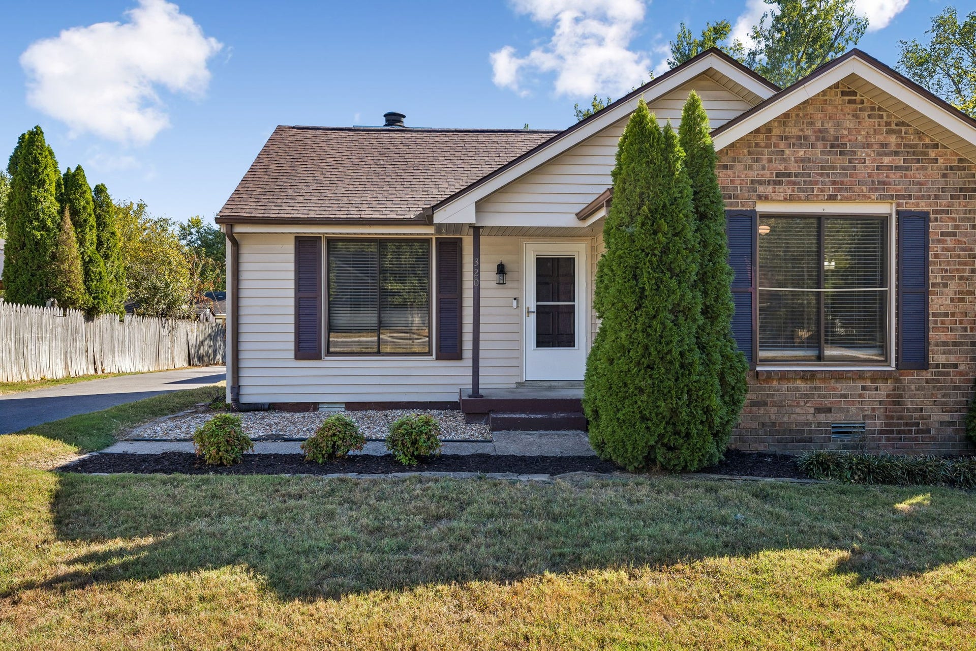 320 Raindrop Ln, Hendersonville, TN 37075