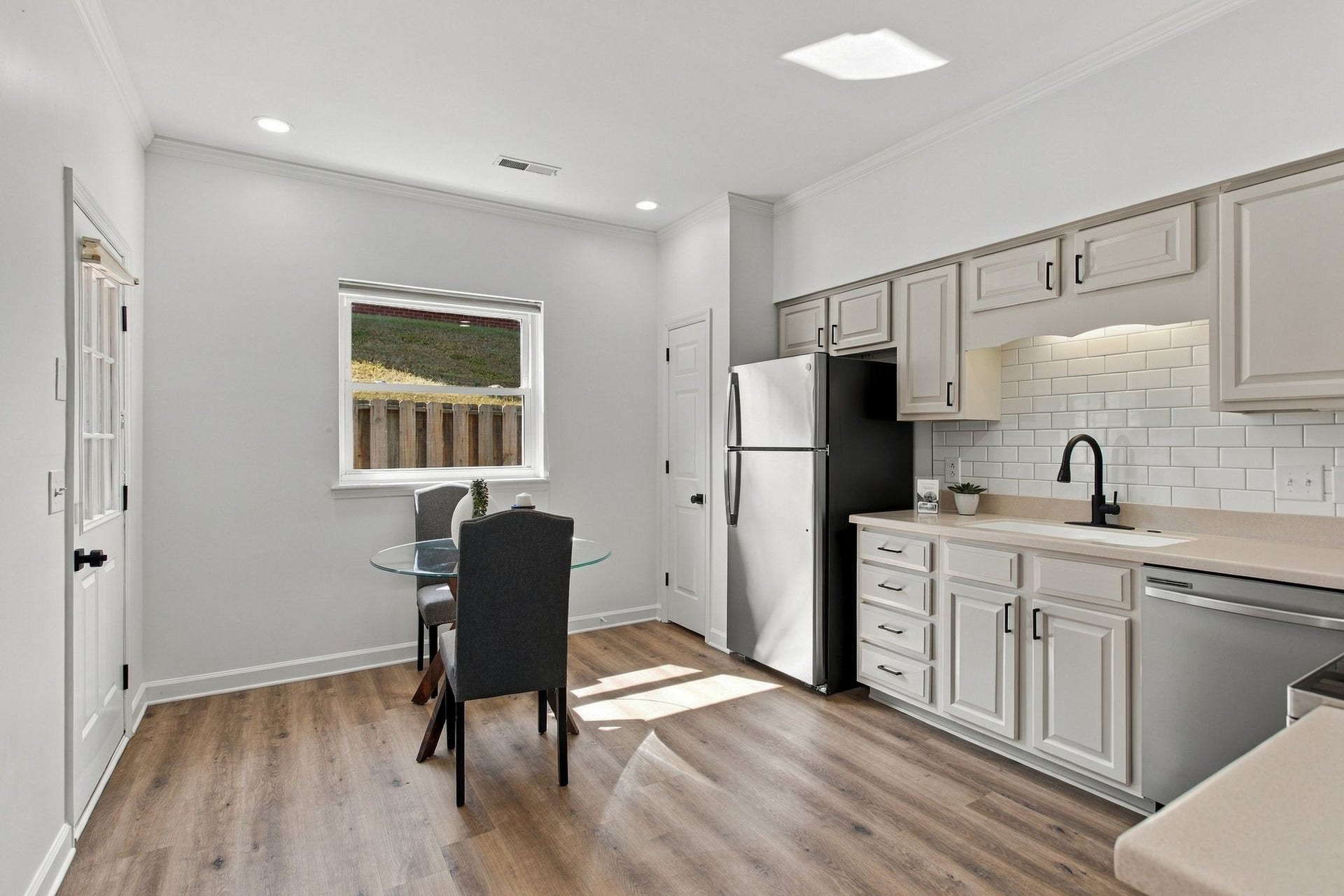 2041 Union Pl, Columbia, TN 38401 2041 Union Pl, Columbia, TN 38401