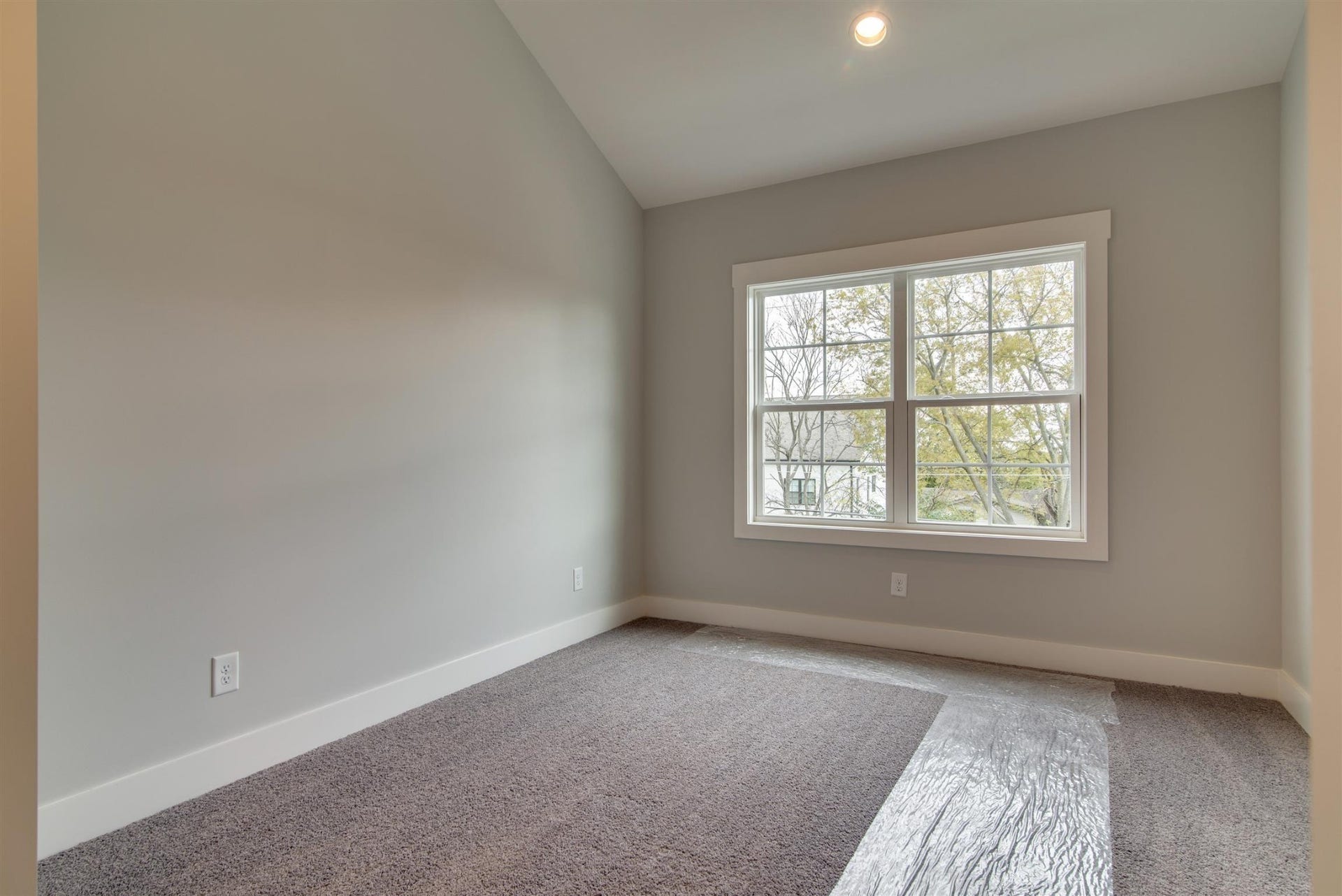 1711 10th Avenue S, Nashville, TN 37203 Third bedroom.
