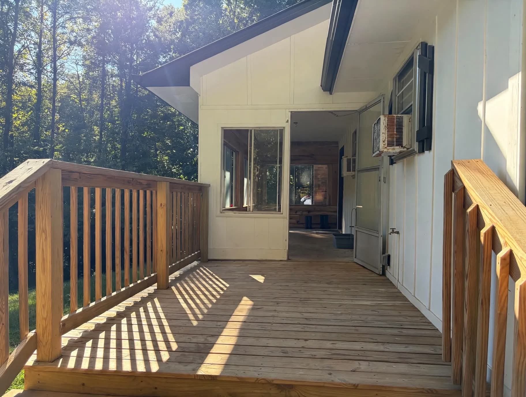 123 Cooper Rd, Vonore, TN 37885 123 Cooper Rd, Vonore, TN 37885