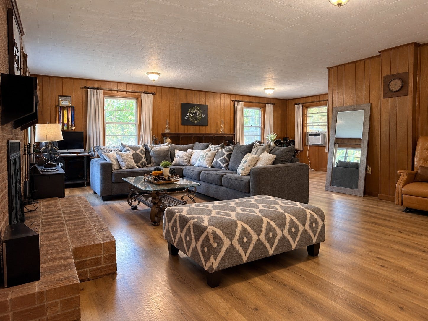 123 Cooper Rd, Vonore, TN 37885 123 Cooper Rd, Vonore, TN 37885