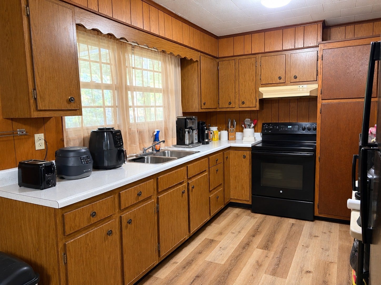 123 Cooper Rd, Vonore, TN 37885 123 Cooper Rd, Vonore, TN 37885