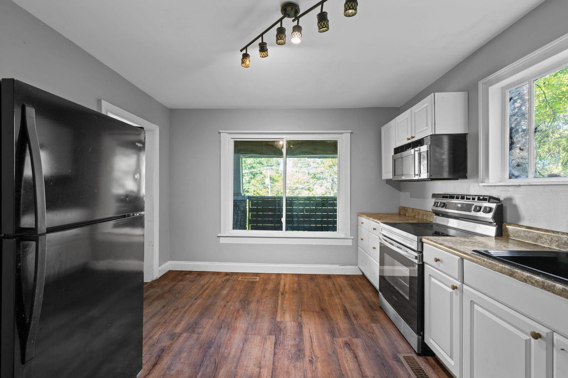 2320 Harrison Pike, Chattanooga, TN 37406 2320 Harrison Pike, Chattanooga, TN 37406