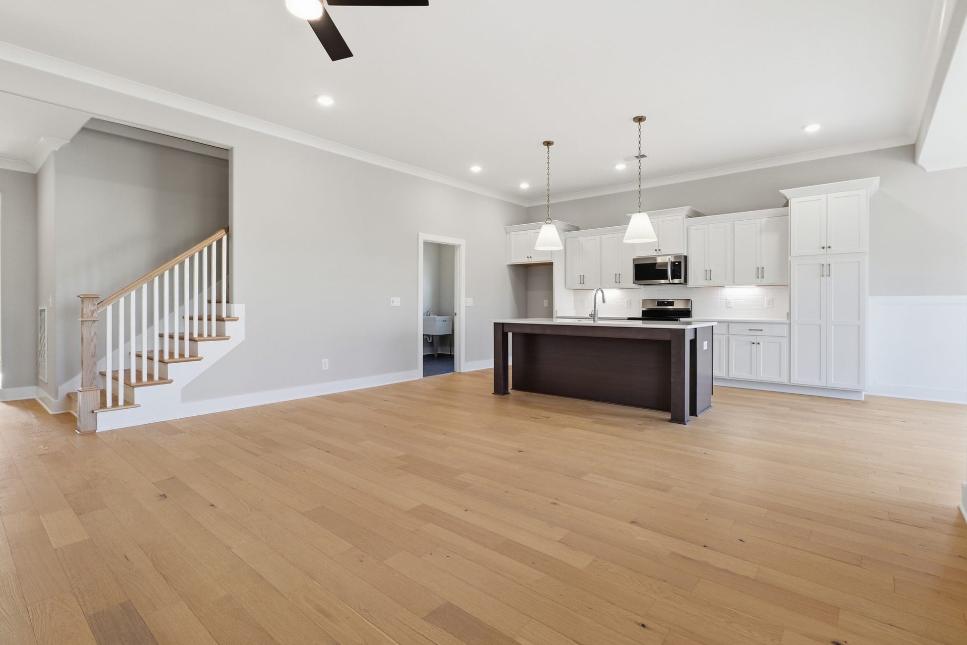 5605 Sinclair St, Murfreesboro, TN 37127 5605 Sinclair St, Murfreesboro, TN 37127