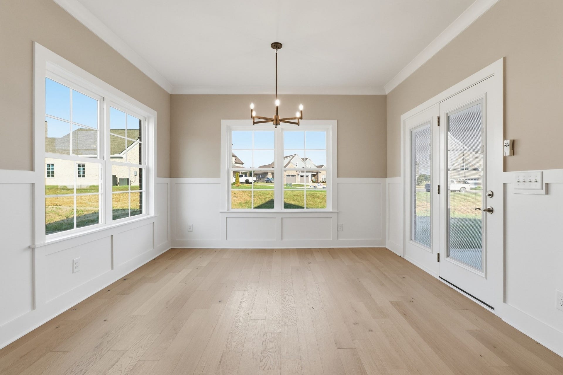 5605 Sinclair St, Murfreesboro, TN 37127 5605 Sinclair St, Murfreesboro, TN 37127