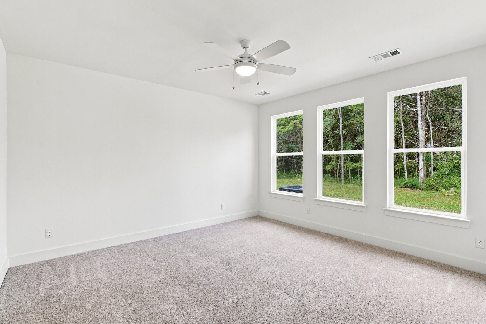 3028 Ledger Road, Smyrna, TN 37167 3028 Ledger Road, Smyrna, TN 37167