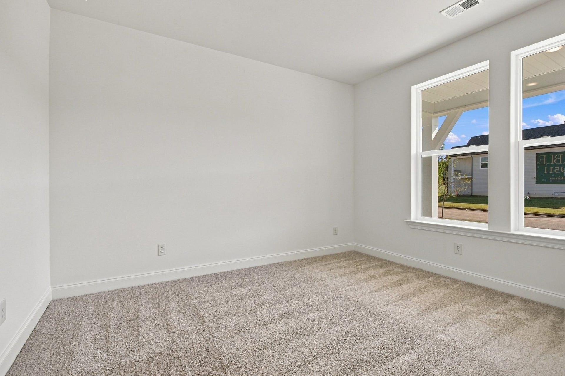 762 Caddy Xing, Columbia, TN 38401 Bedroom 2