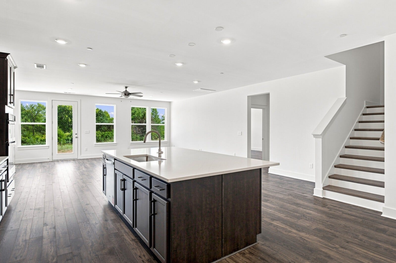 3039 Ledger Road, Smyrna, TN 37167 3039 Ledger Road, Smyrna, TN 37167