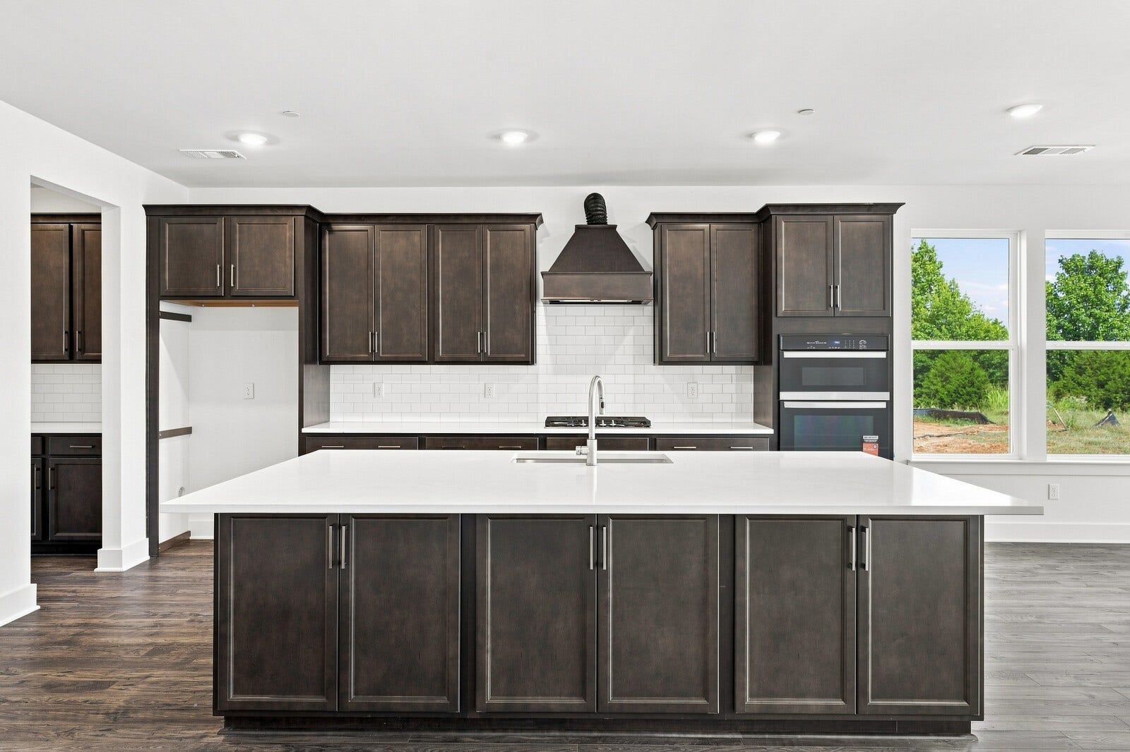 3039 Ledger Road, Smyrna, TN 37167 3039 Ledger Road, Smyrna, TN 37167