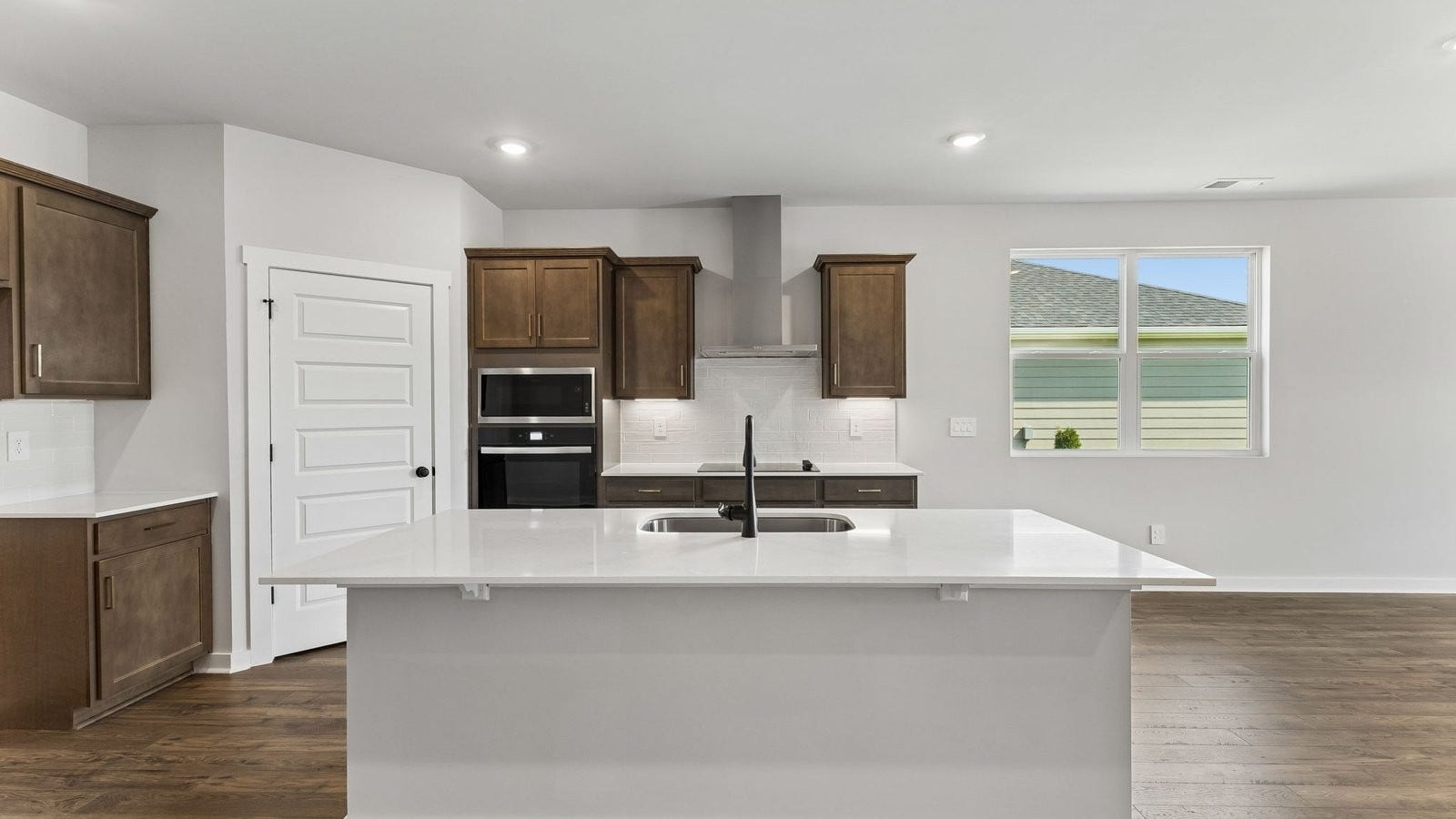 4028 Red Hawk Road, Columbia, TN 38401 4028 Red Hawk Road, Columbia, TN 38401