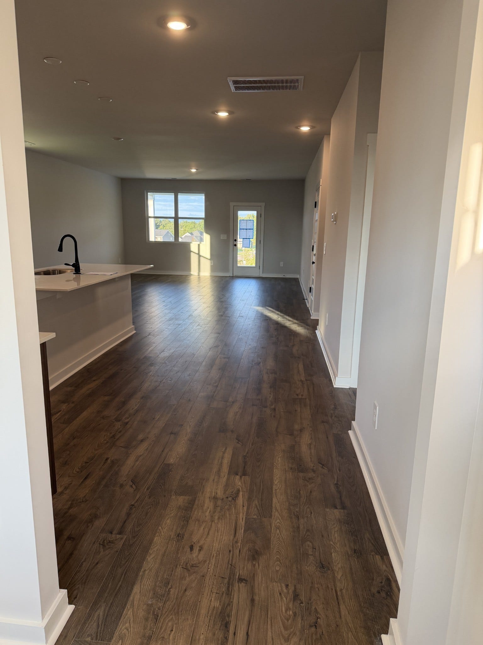 4028 Red Hawk Road, Columbia, TN 38401 4028 Red Hawk Road, Columbia, TN 38401