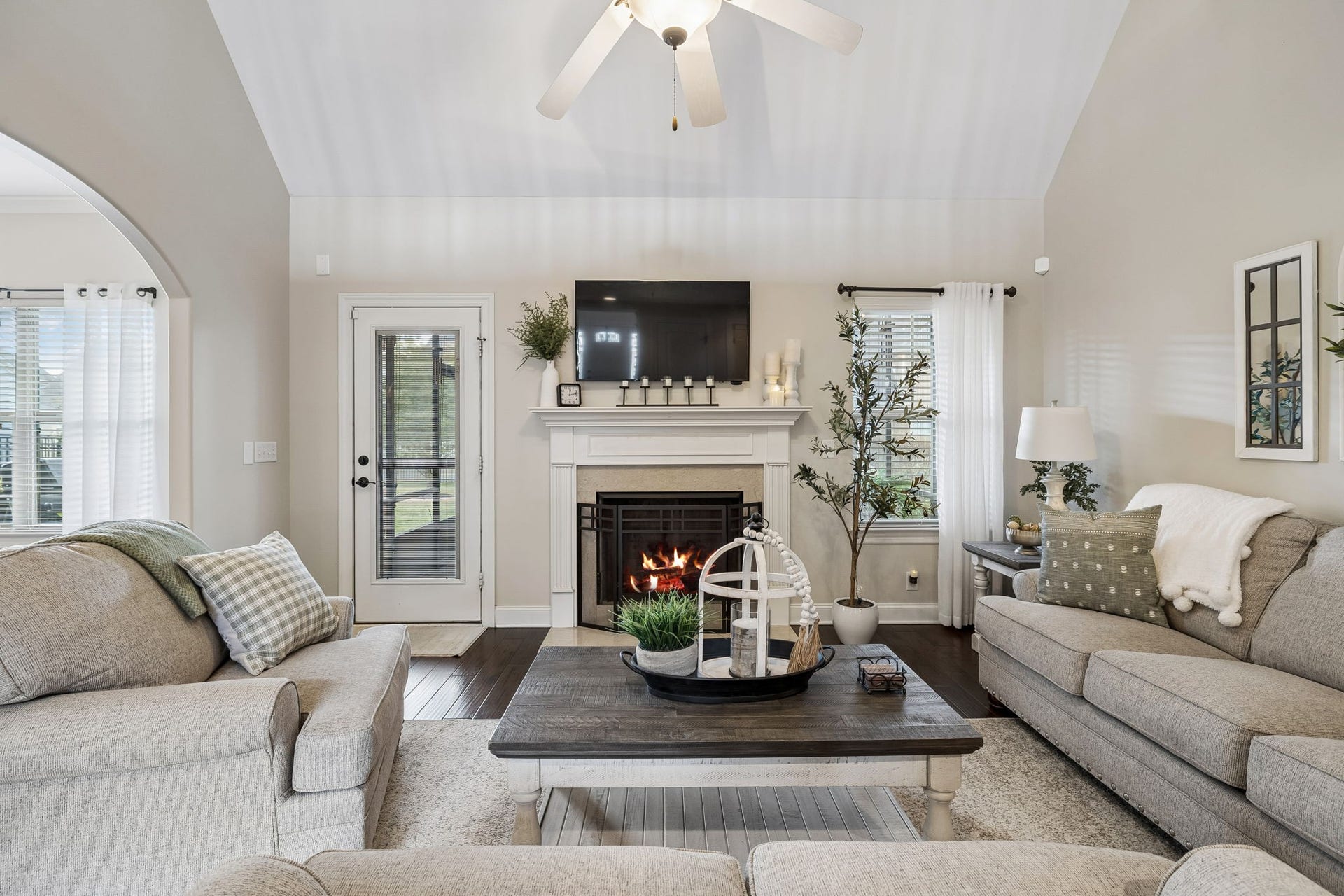 4405 Puckett Creek Xing, Murfreesboro, TN 37128 4405 Puckett Creek Xing, Murfreesboro, TN 37128