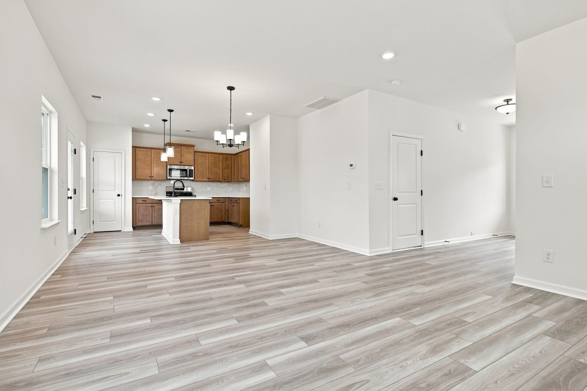 621 Nightengale Ridge Dr, Columbia, TN 38401 621 Nightengale Ridge Dr, Columbia, TN 38401