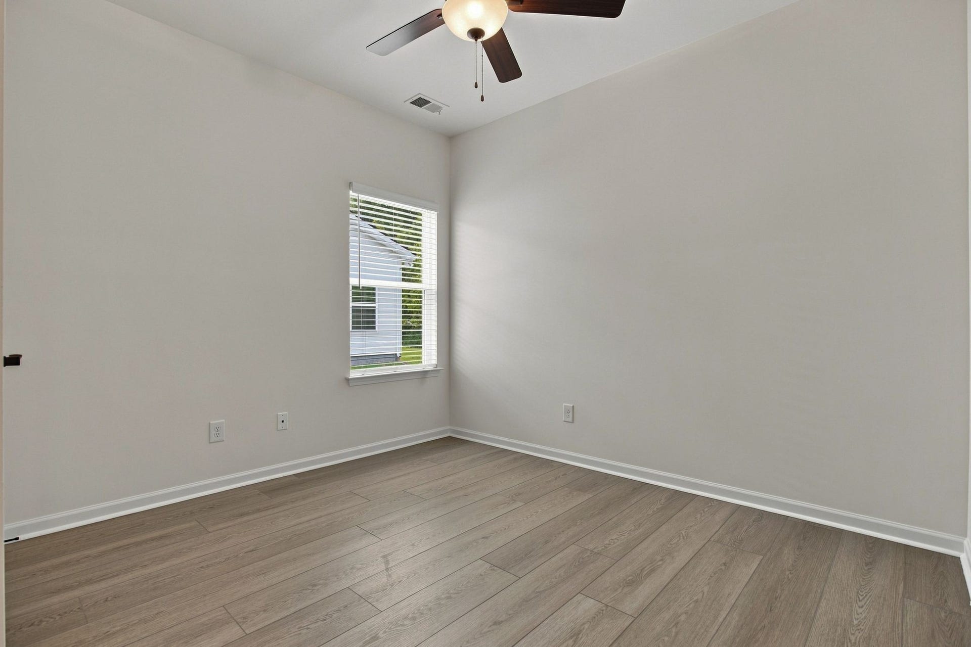 606 Nightengale Ridge Dr, Columbia, TN 38401 606 Nightengale Ridge Dr, Columbia, TN 38401
