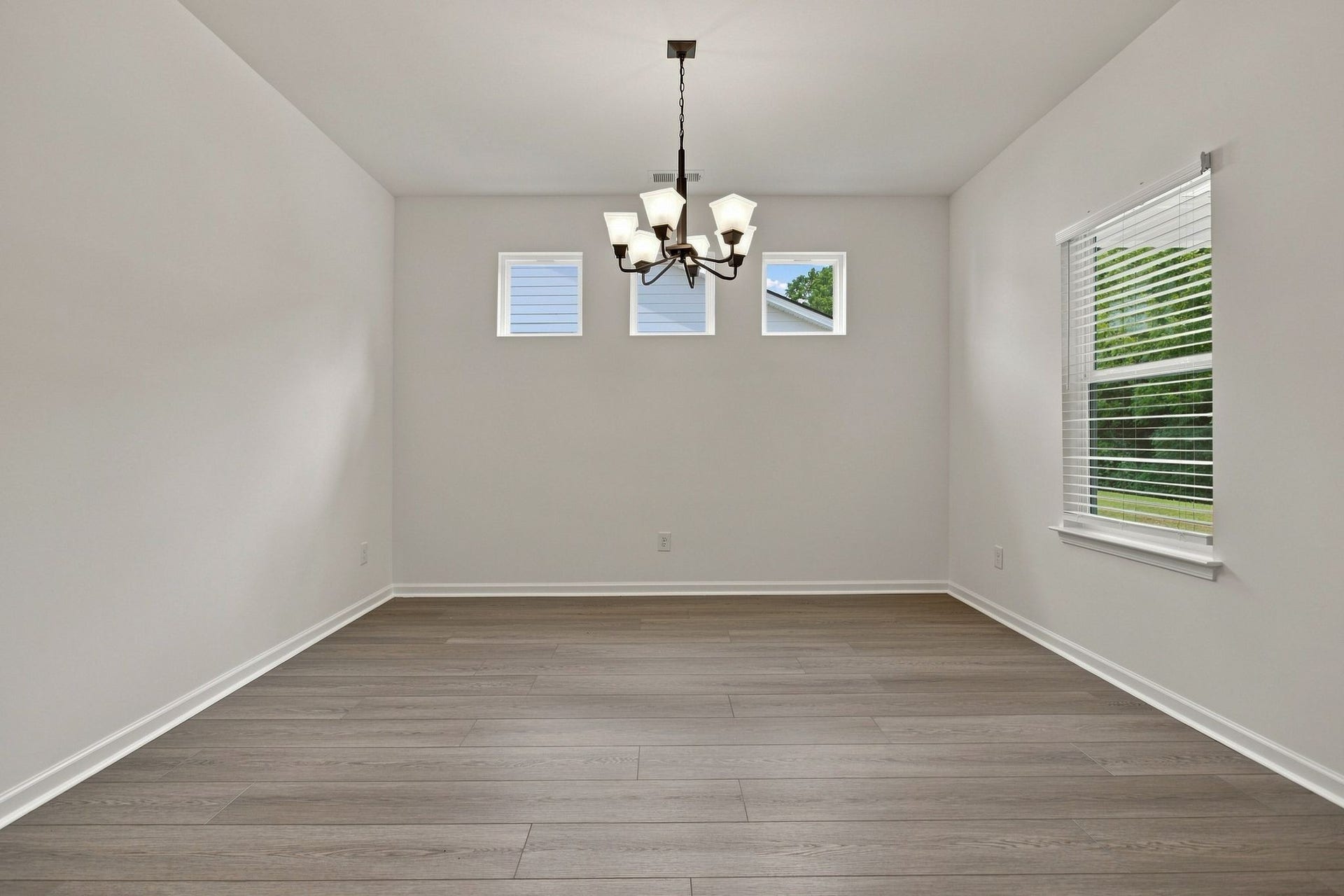 606 Nightengale Ridge Dr, Columbia, TN 38401 606 Nightengale Ridge Dr, Columbia, TN 38401