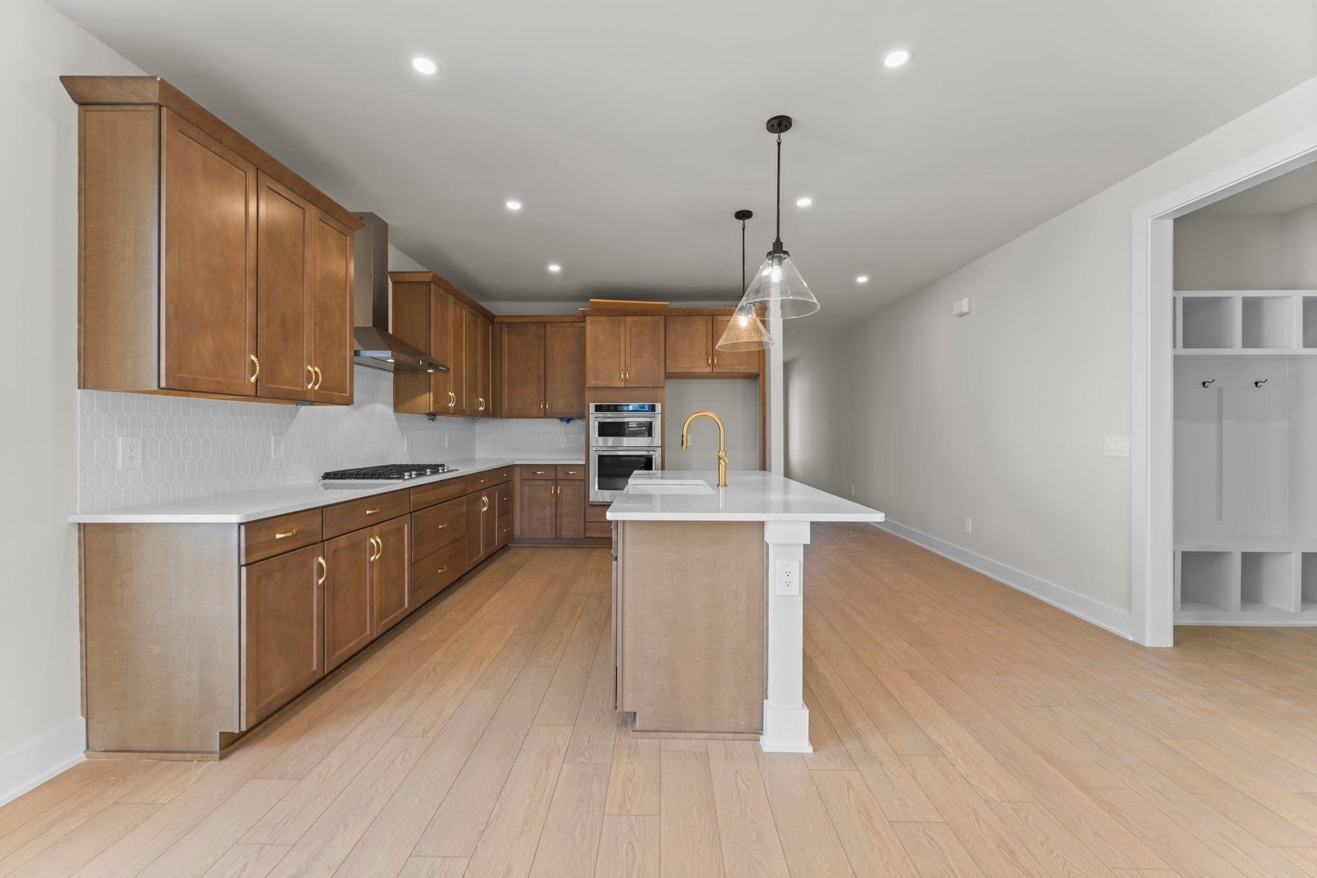 825 Silva Loop, Mount Juliet, TN 37122 825 Silva Loop, Mount Juliet, TN 37122