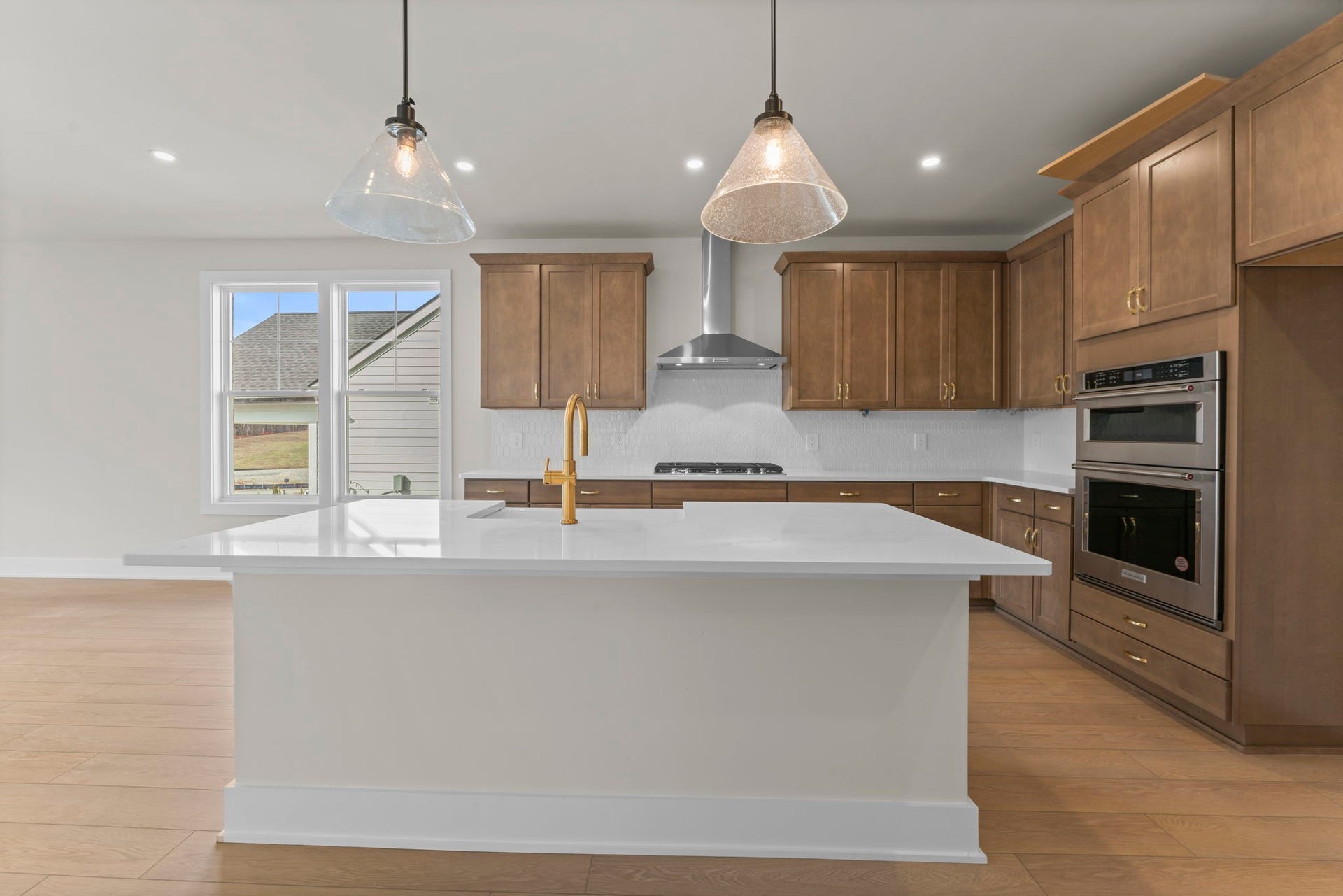 825 Silva Loop, Mount Juliet, TN 37122 825 Silva Loop, Mount Juliet, TN 37122